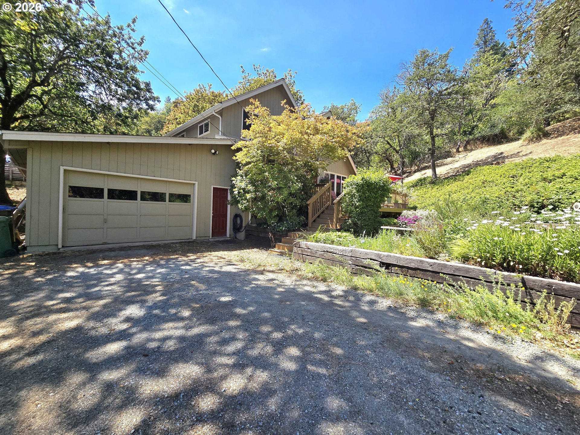 728 Nw Morrison Ave Property Photo 1