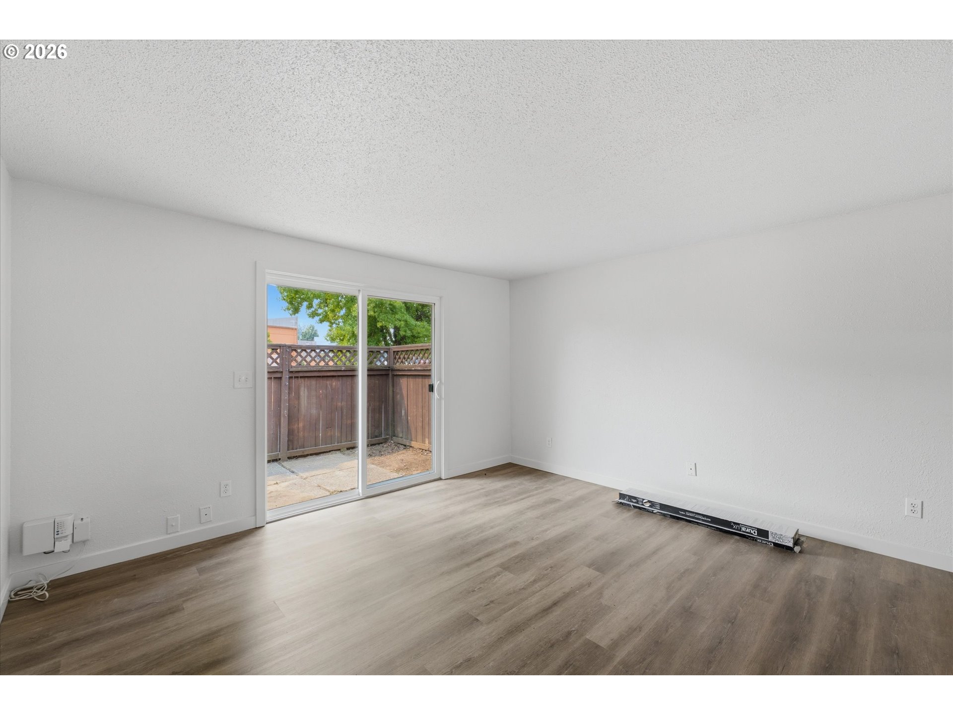 1825 Ne Roberts Ave Property Photo 14