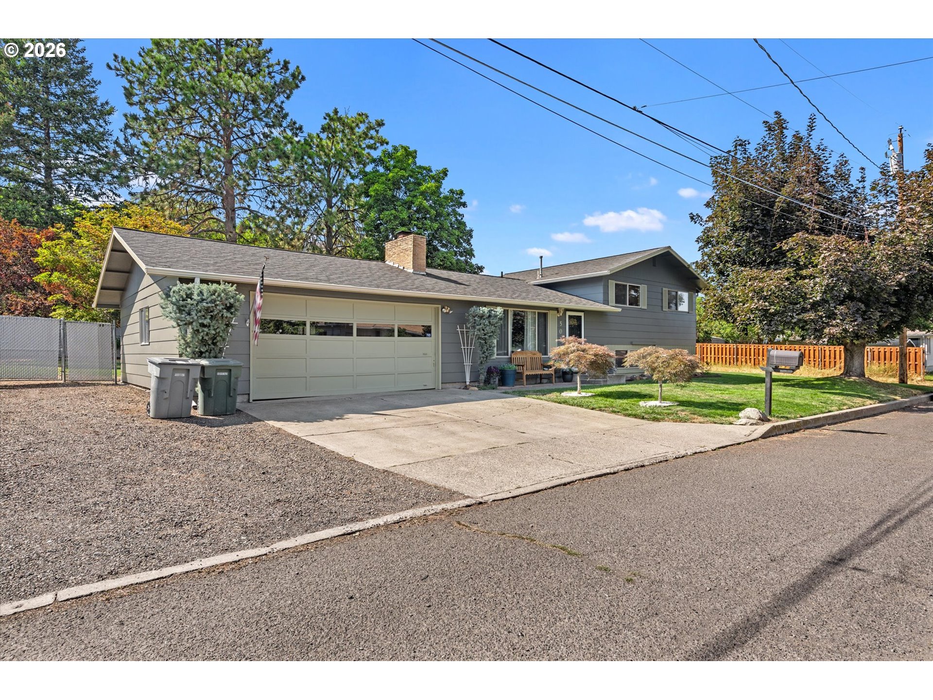 502 1st St Property Photo 43