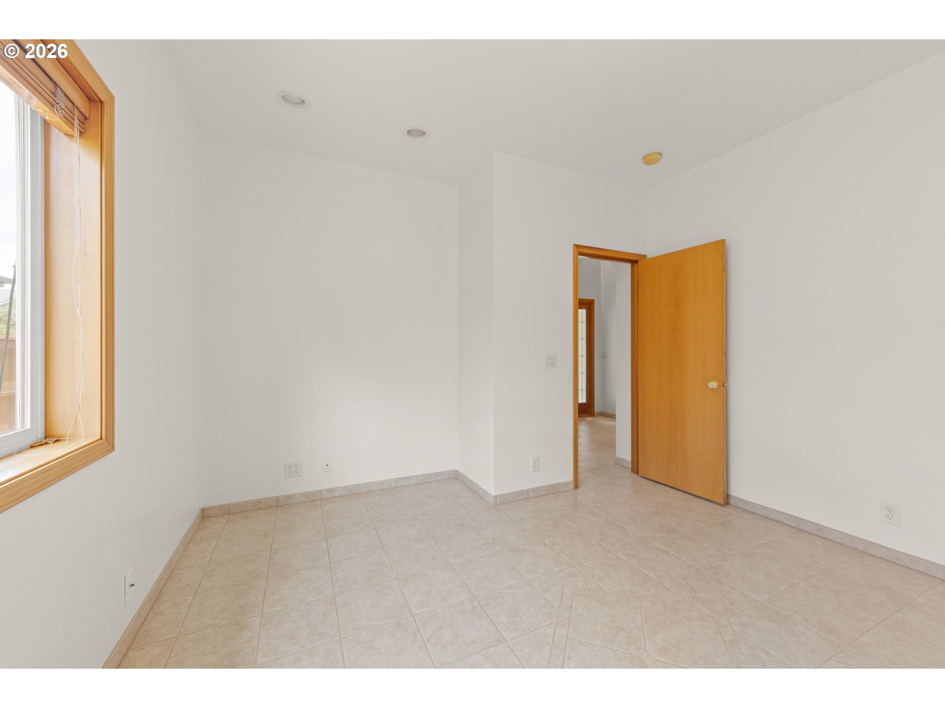 919 Old Orchard Ln Property Photo 19