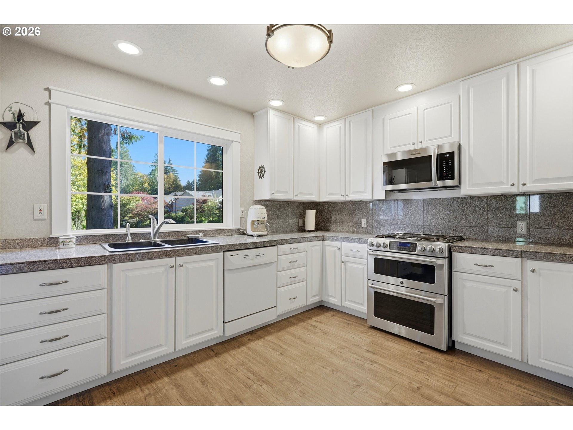 17970 Loundree Dr Property Photo 9