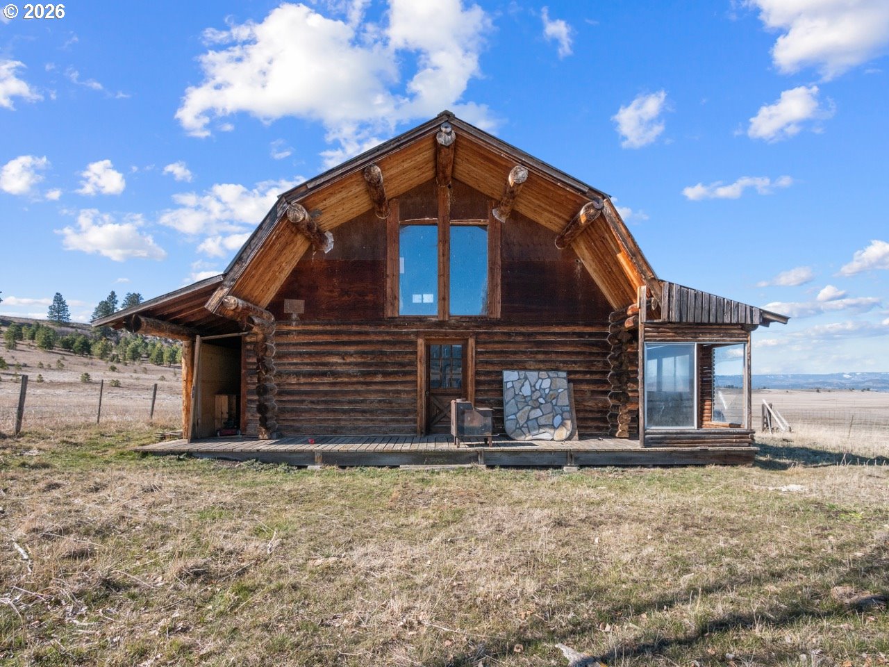 Roulet Loop Property Photo 2