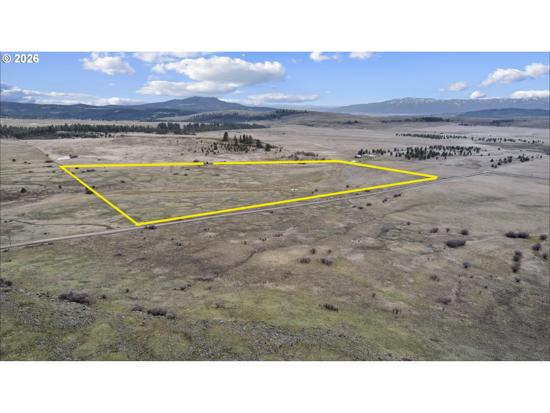 Roulet Loop Property Photo 4