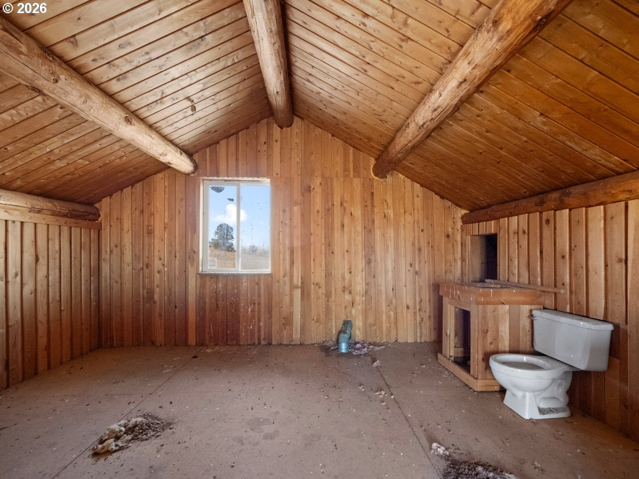 Roulet Loop Property Photo 11