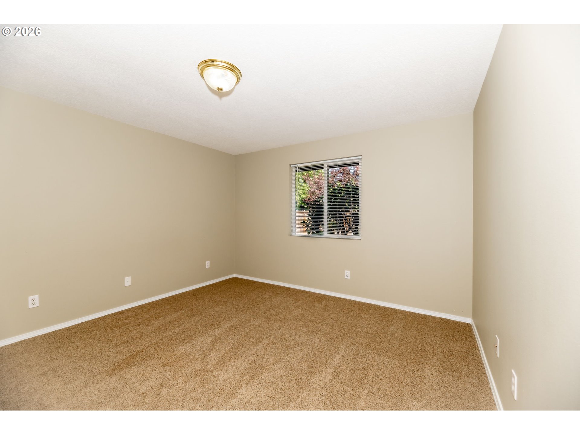 2142 Ne Wolverine Loop Property Photo 19