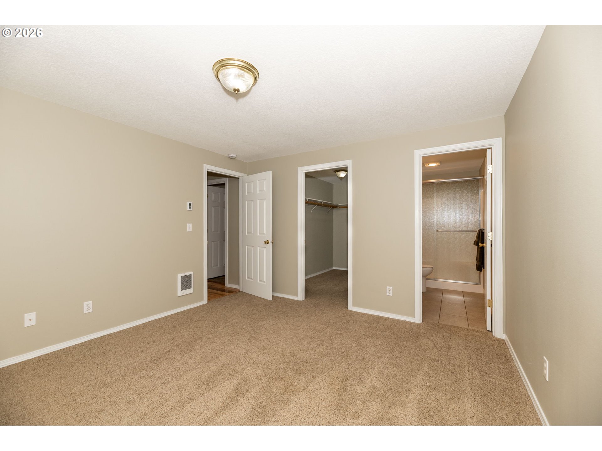2142 Ne Wolverine Loop Property Photo 20