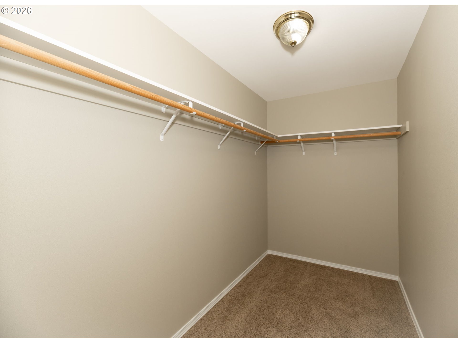 2142 Ne Wolverine Loop Property Photo 22