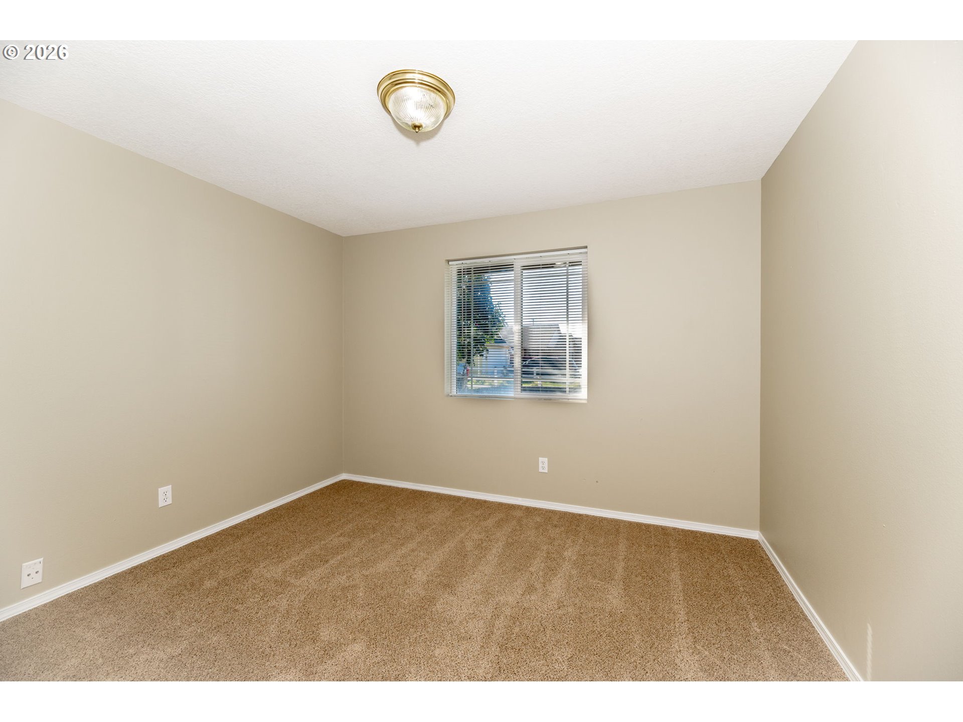 2142 Ne Wolverine Loop Property Photo 25