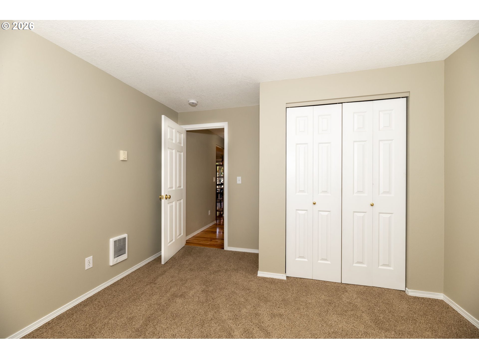 2142 Ne Wolverine Loop Property Photo 26