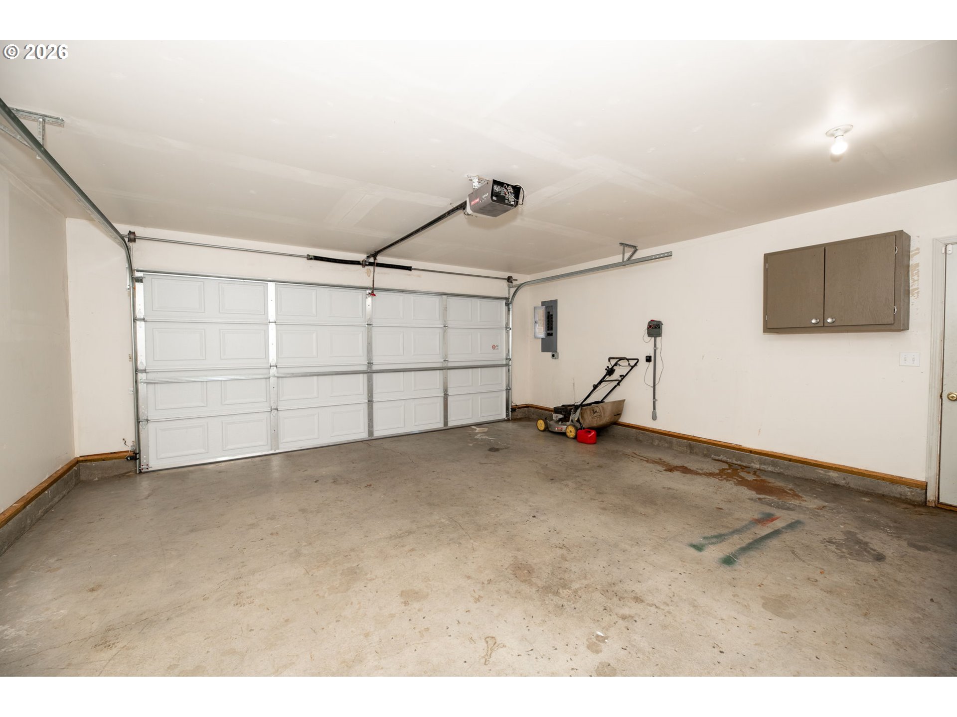 2142 Ne Wolverine Loop Property Photo 40