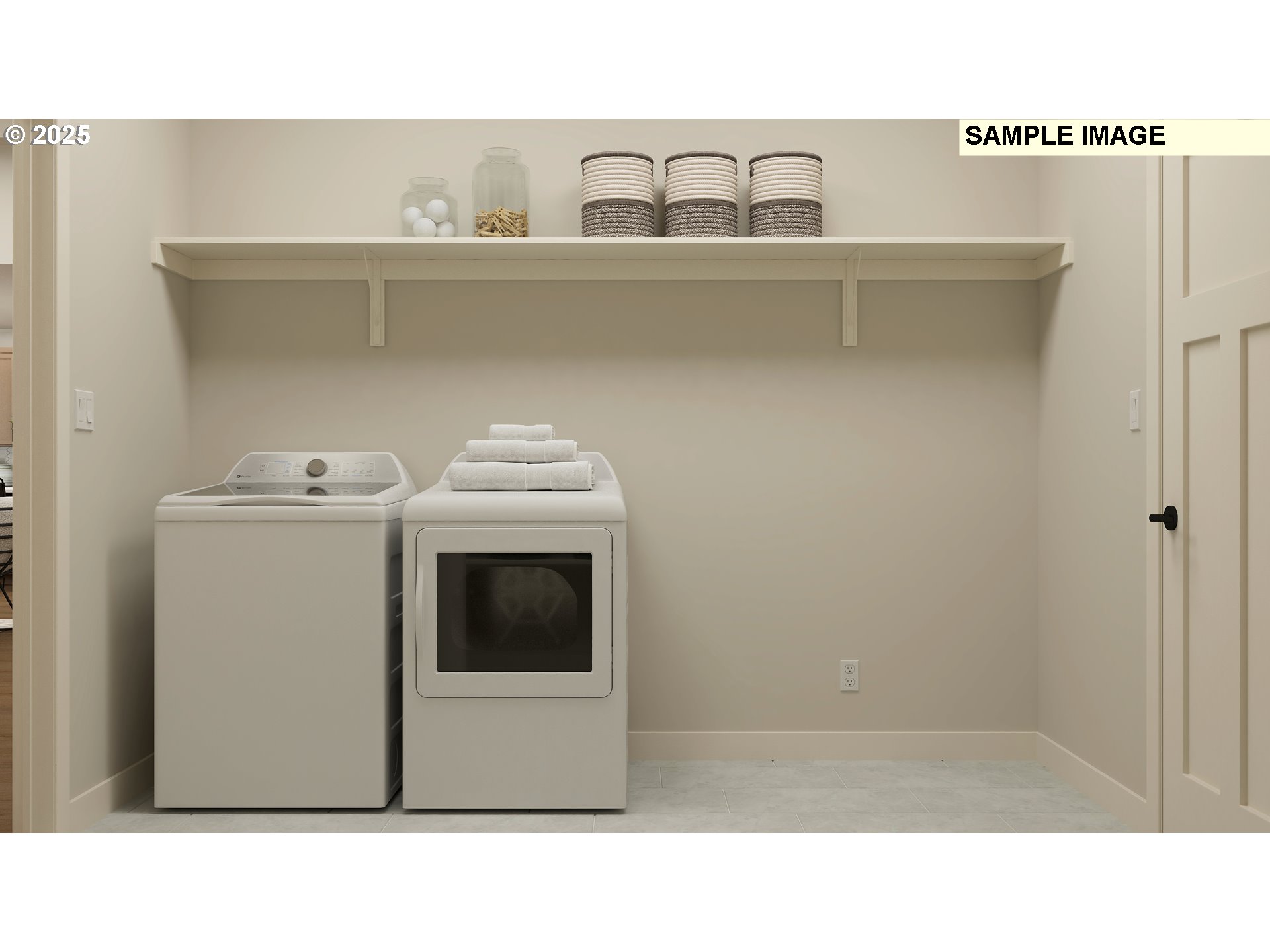 8698 N Dimmick St Property Photo 17