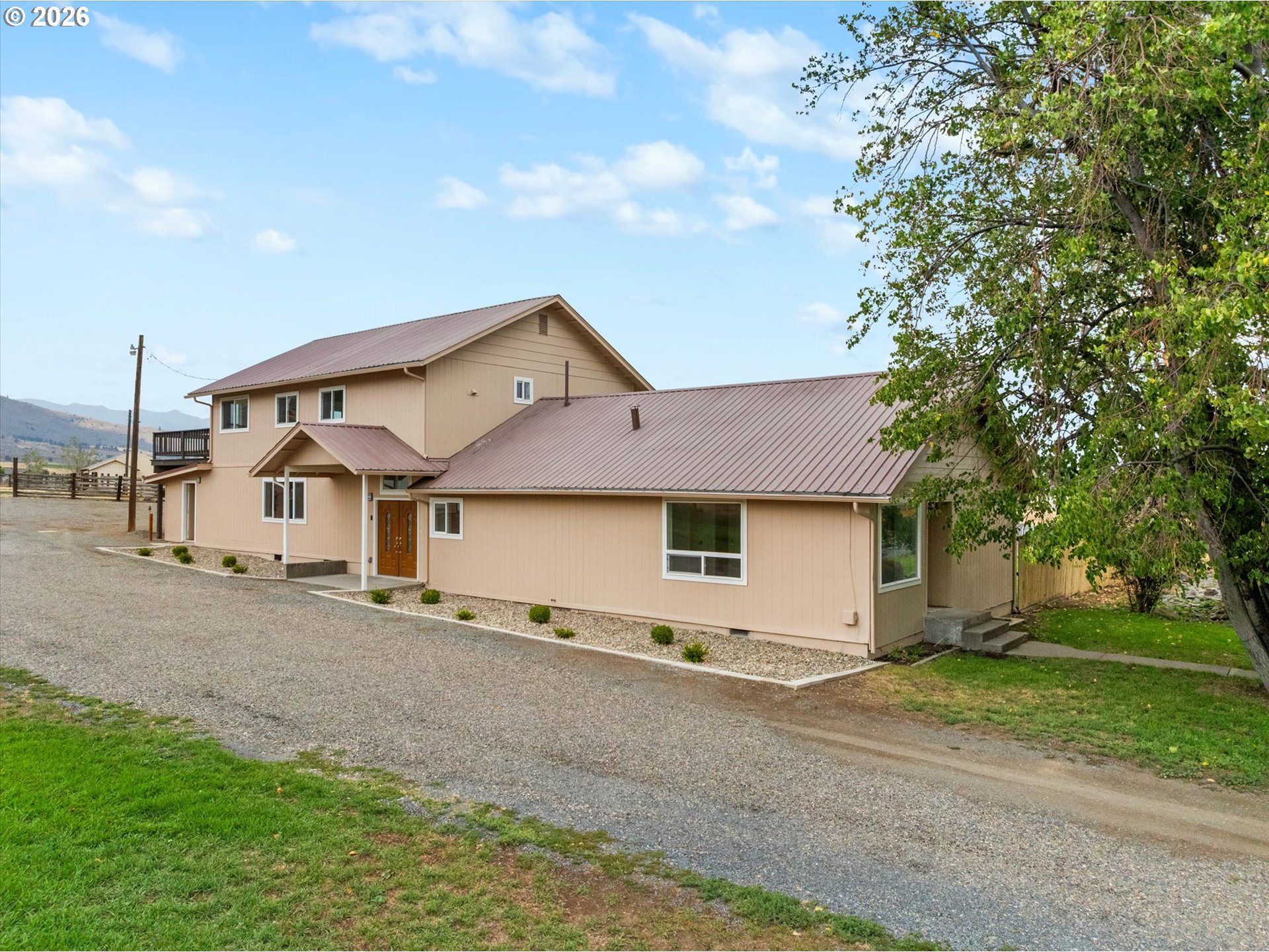 1405 17th St Property Photo 2