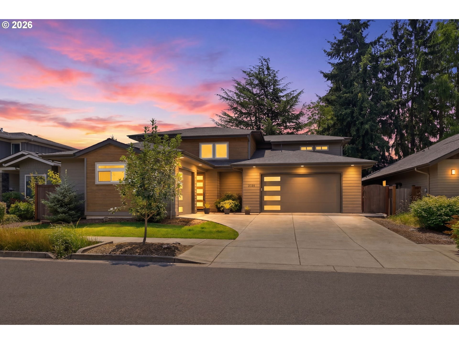 2144 LATHEN WAY Property Photo 1