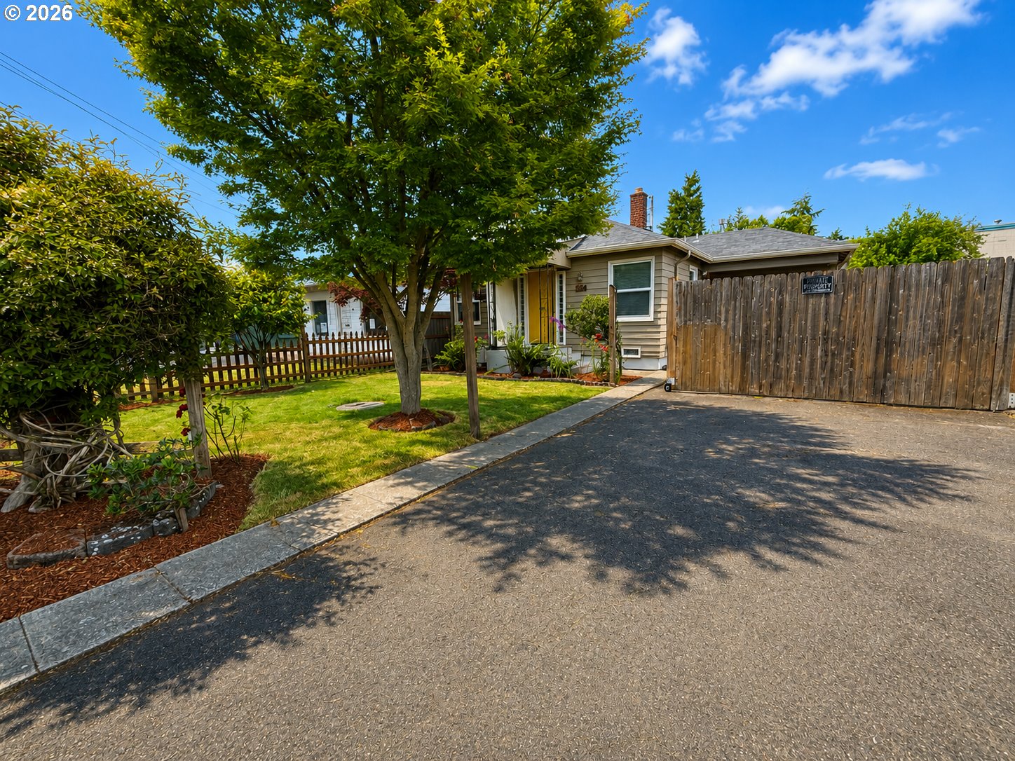 1664 Main St Property Photo 2