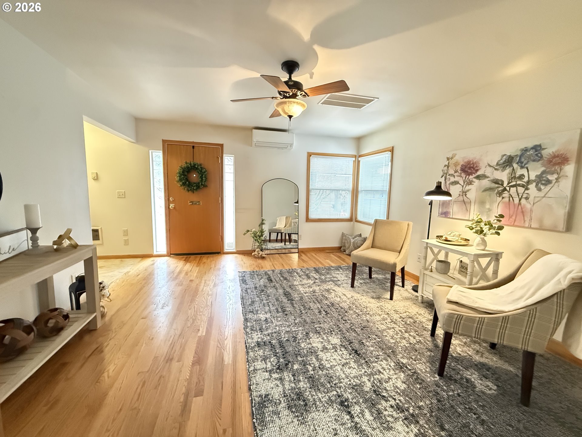 1664 Main St Property Photo 5