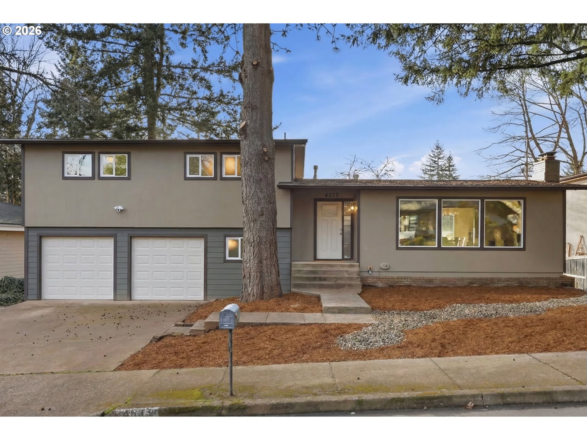 4573 Century Dr Property Photo 1