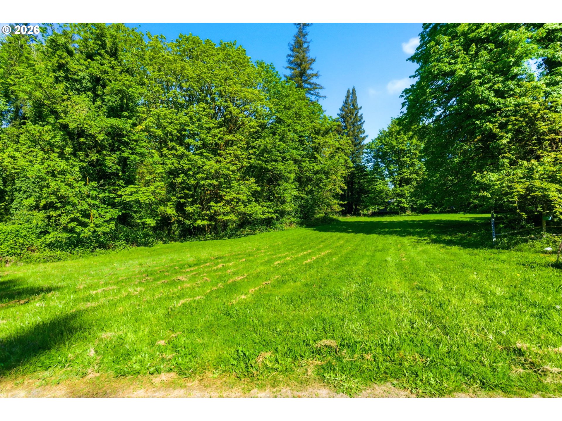 12645 S Terwilliger Blvd Property Photo 2