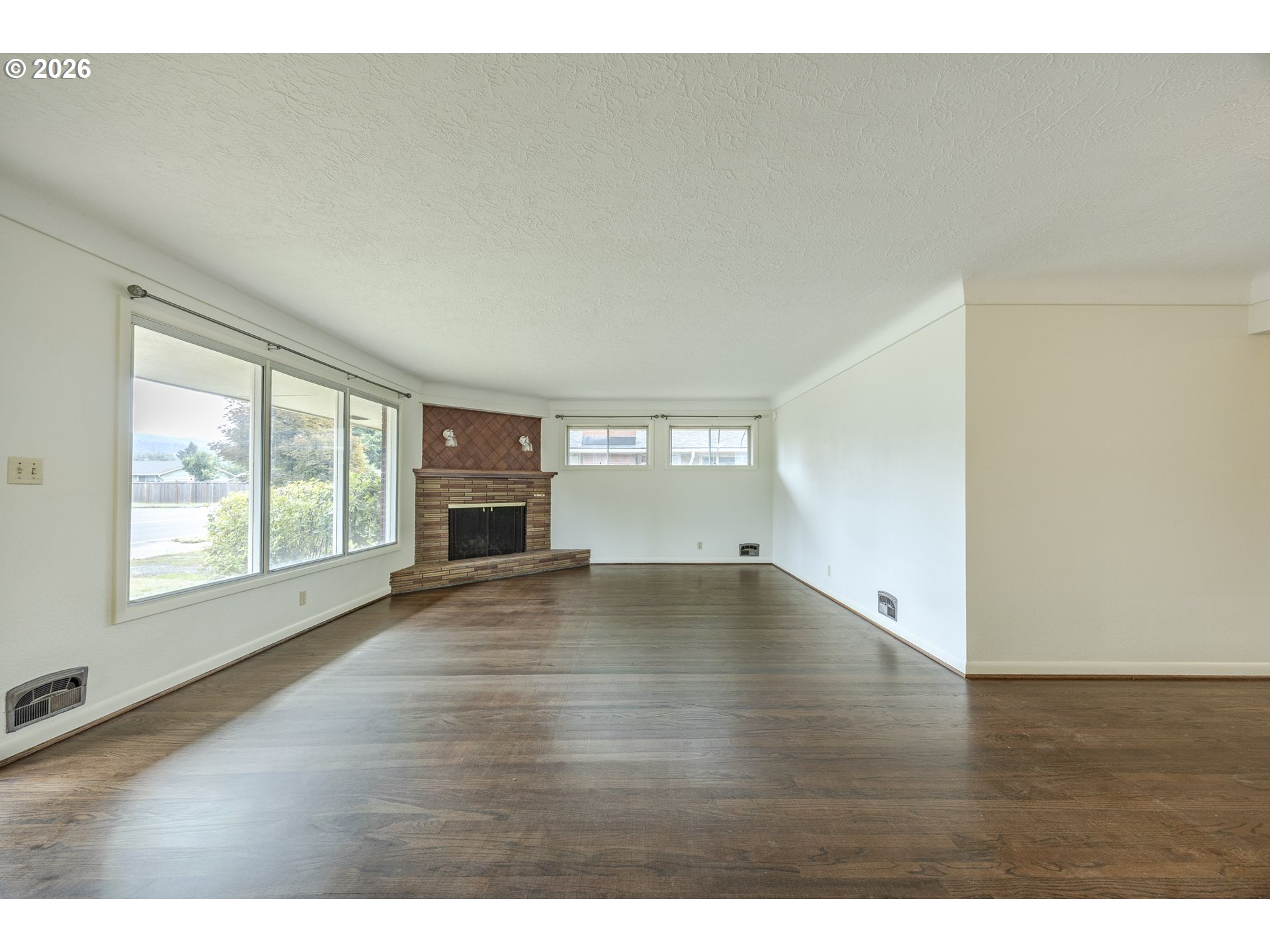 75 Hayden Bridge Way Property Photo 7