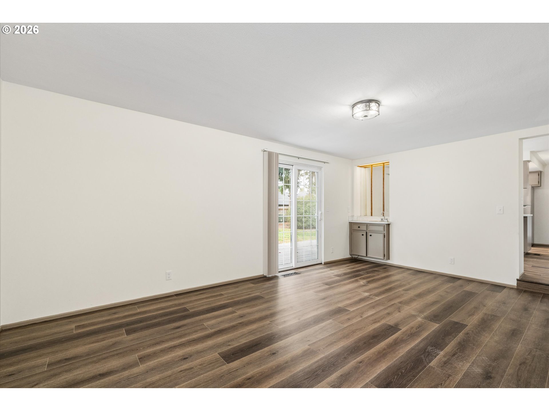 536 66th St Property Photo 16