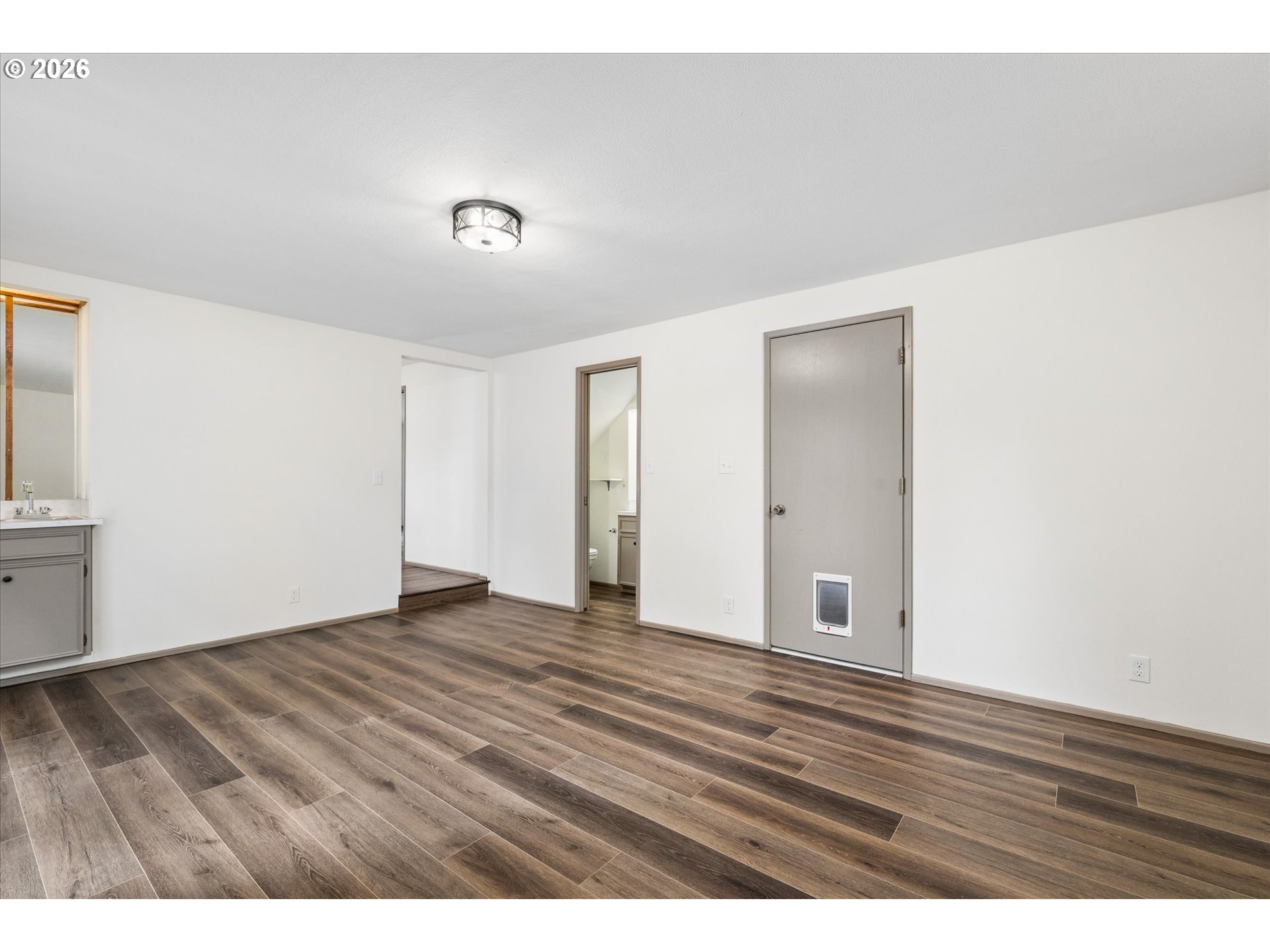 536 66th St Property Photo 17