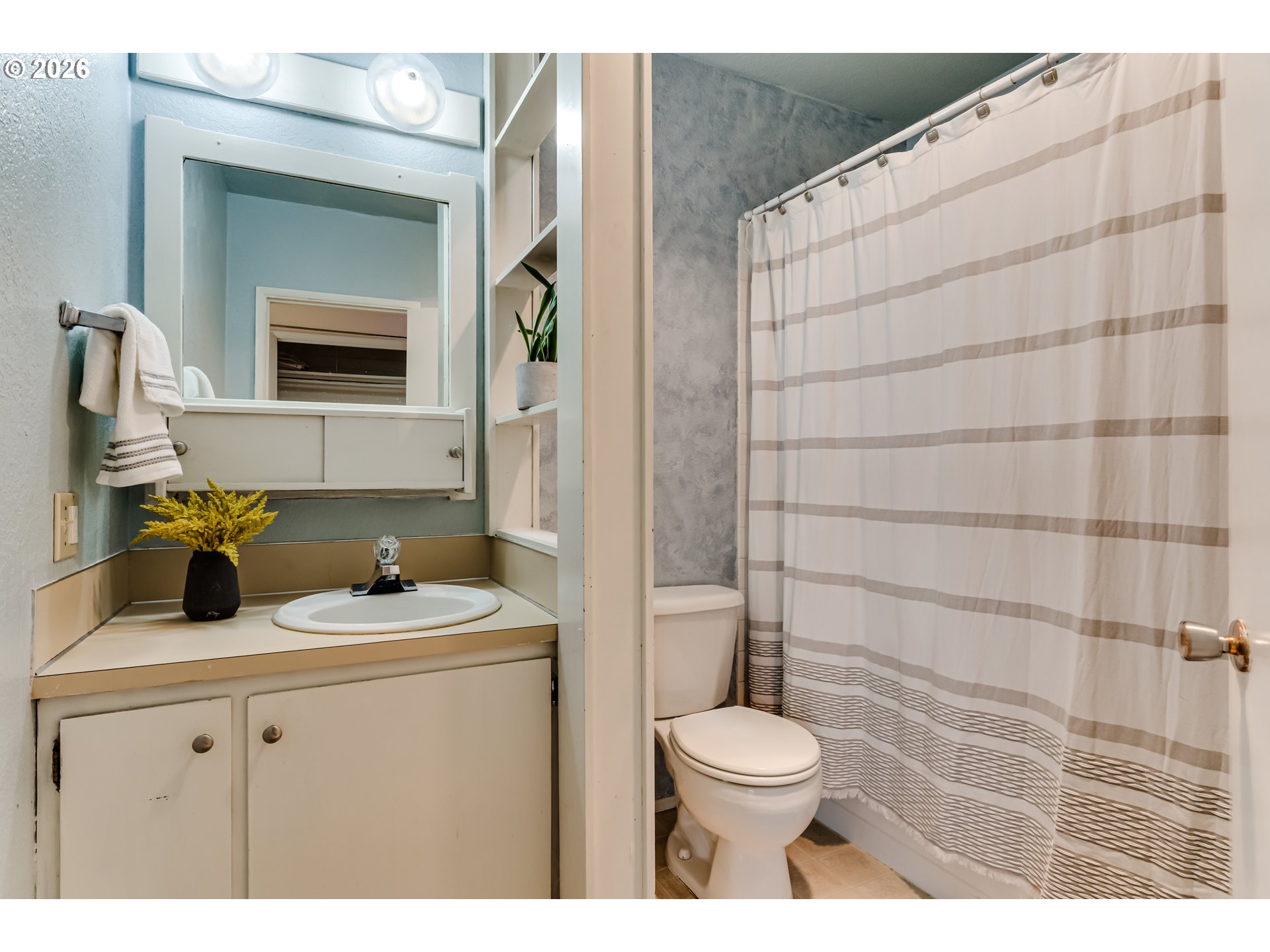 3475 Ferry St Property Photo 25