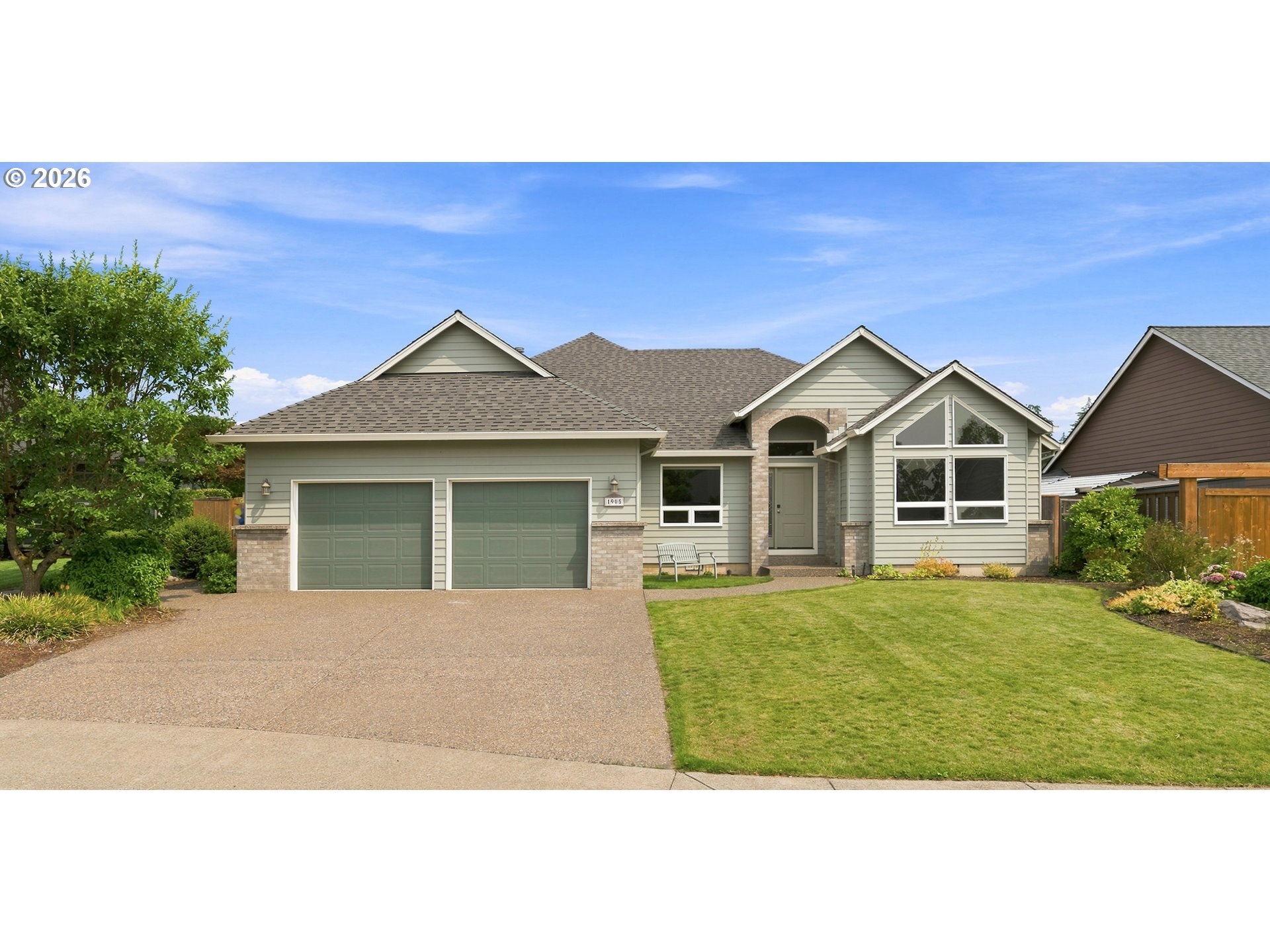 1905 N WESTLAKE LOOP Property Photo 1