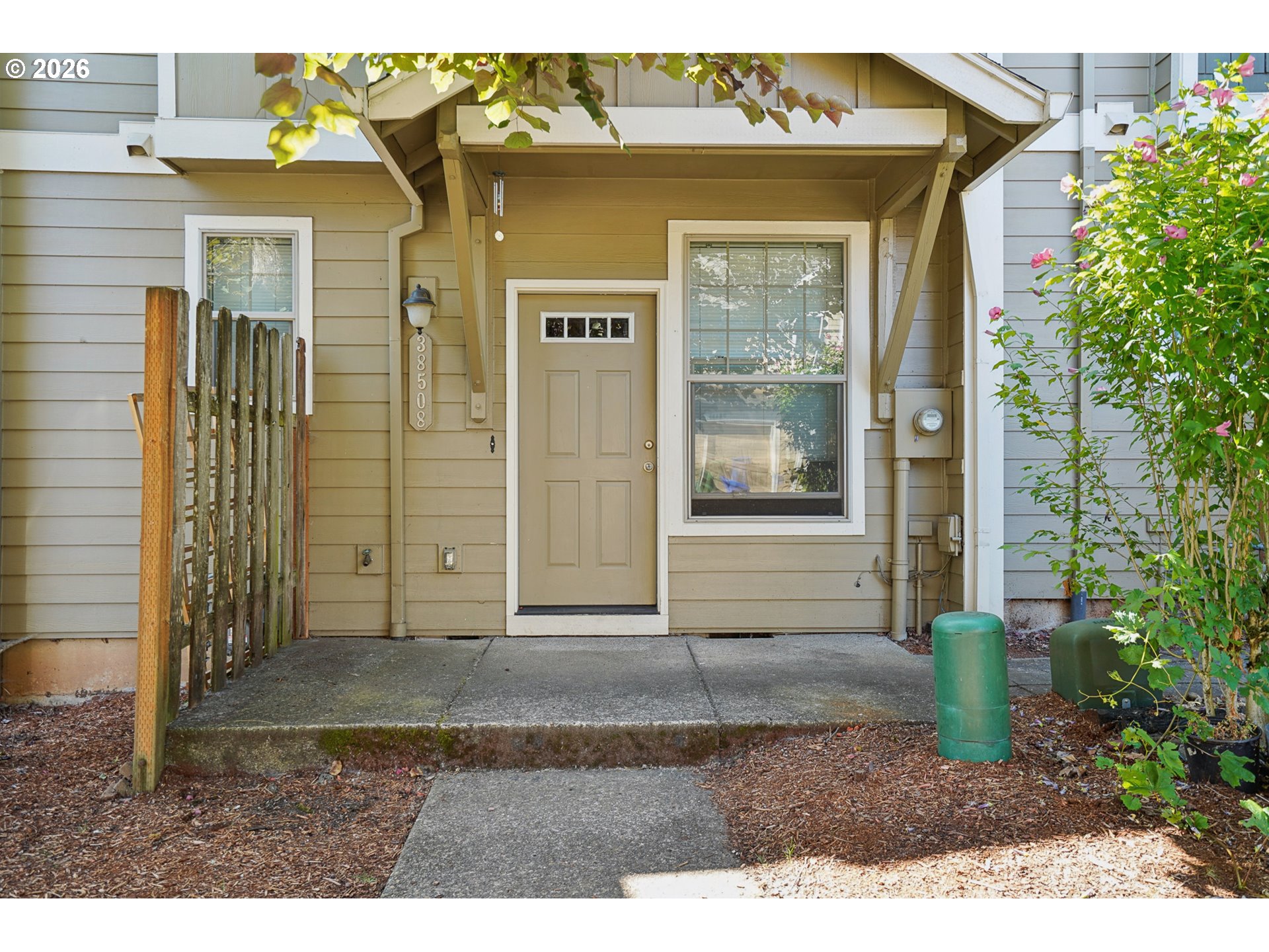 38508 GALWAY ST Property Photo 1