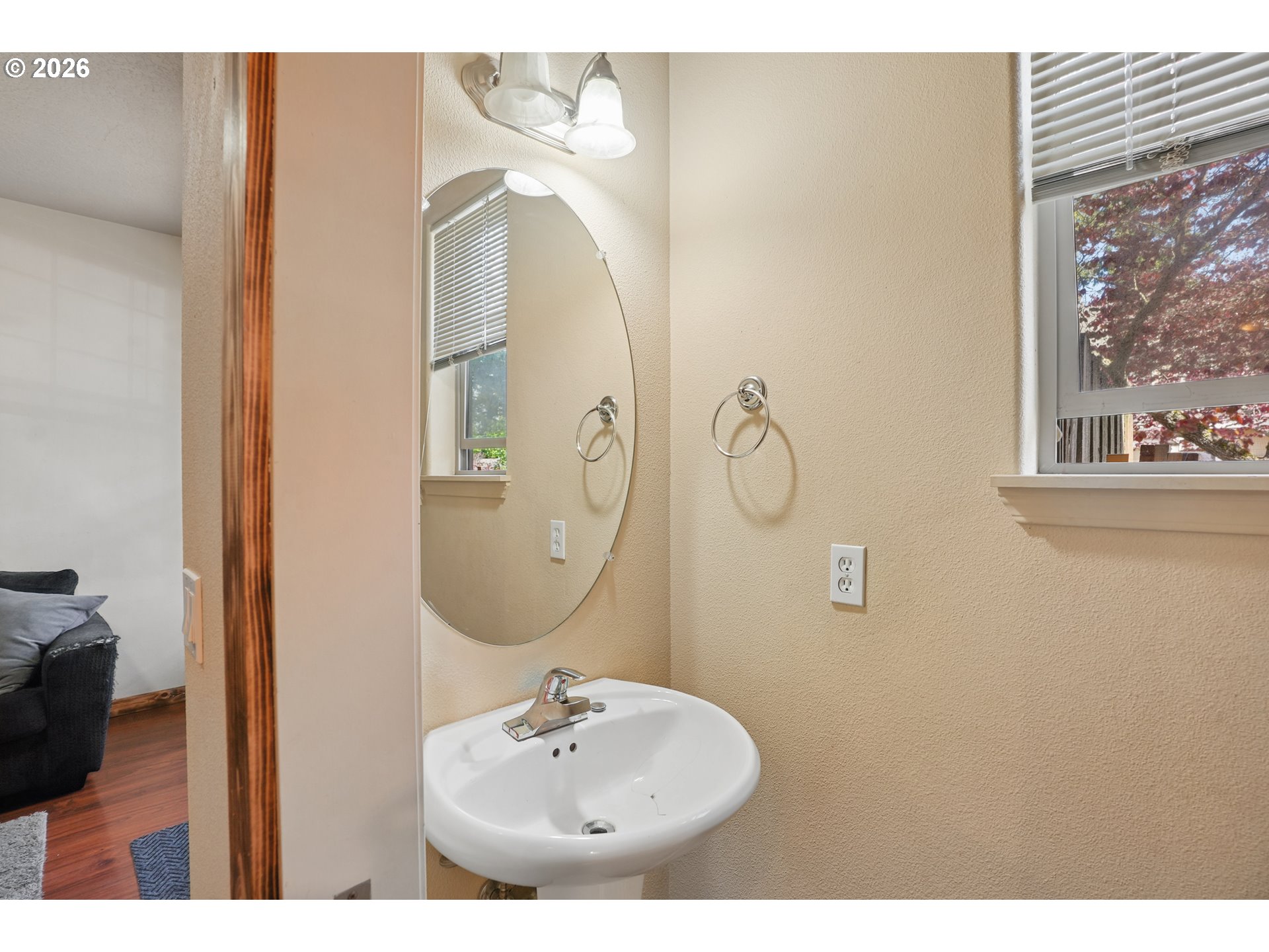 38508 Galway St Property Photo 14