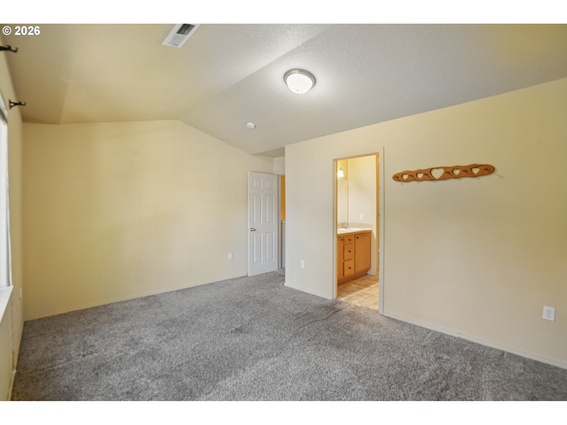 38508 Galway St Property Photo 16