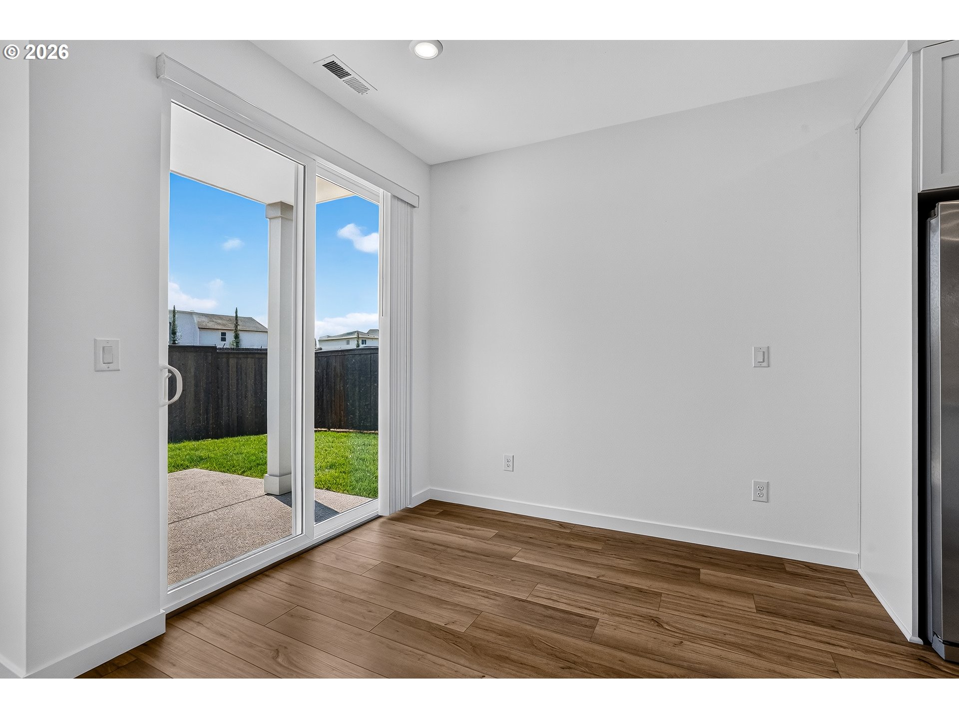 2331 Ash St Property Photo 11
