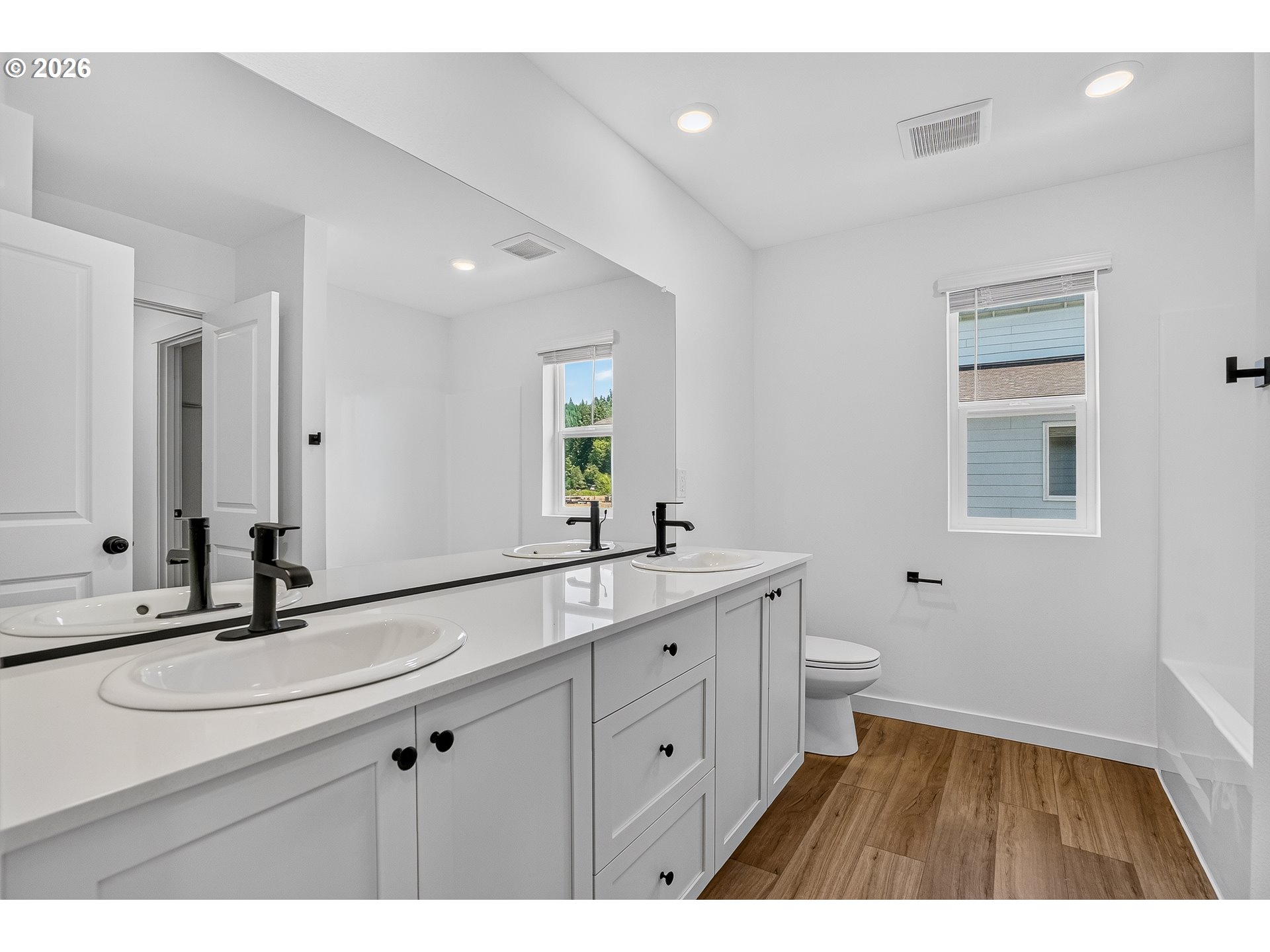 2331 Ash St Property Photo 26
