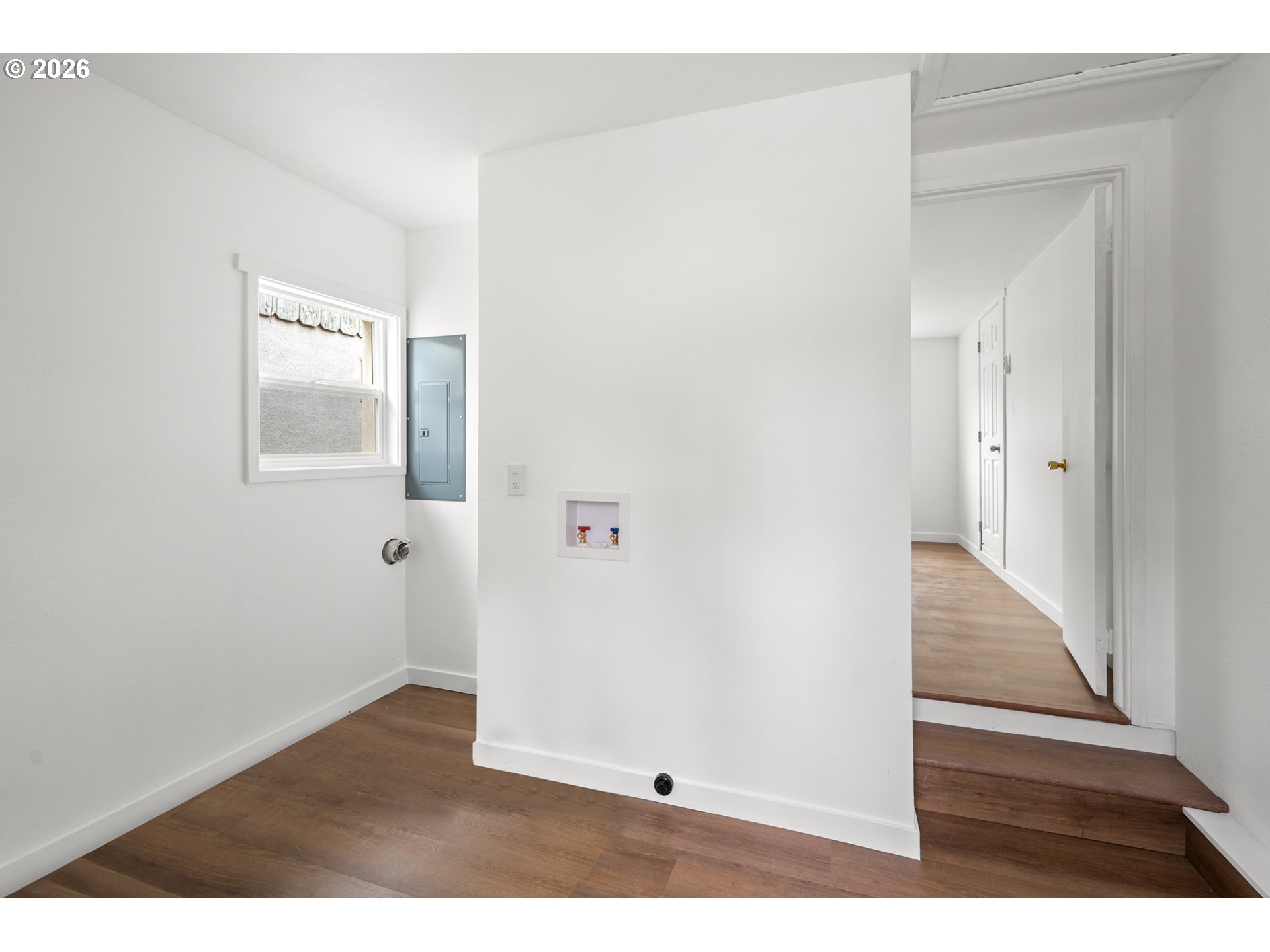 1035 W Ridgeway Ave Property Photo 13