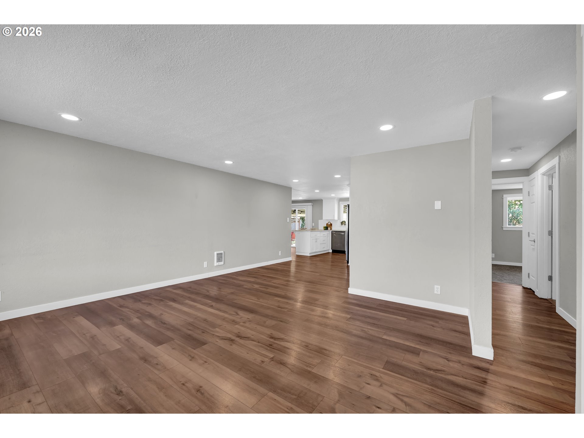 326 38th Pl Property Photo 20