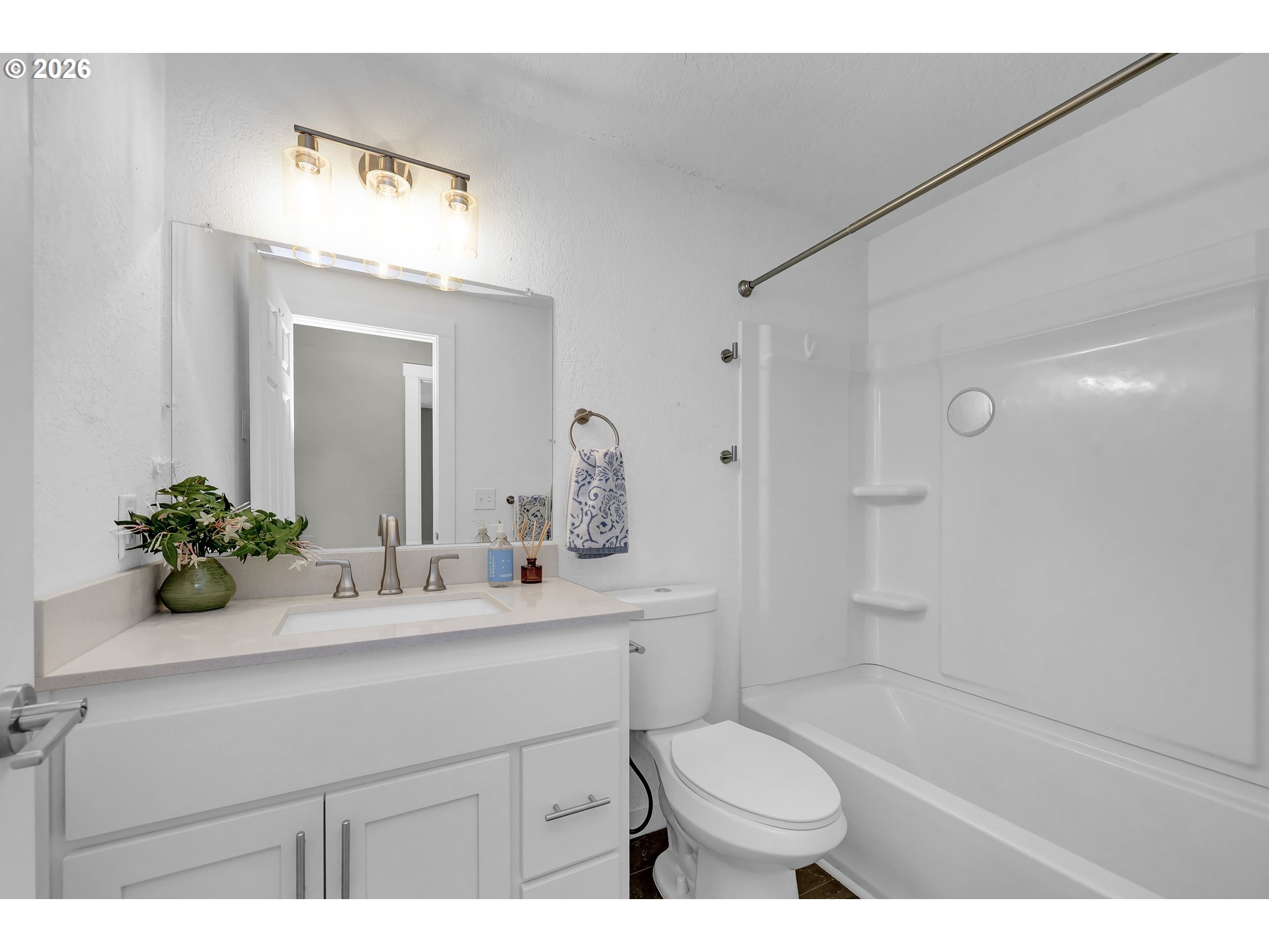 326 38th Pl Property Photo 25