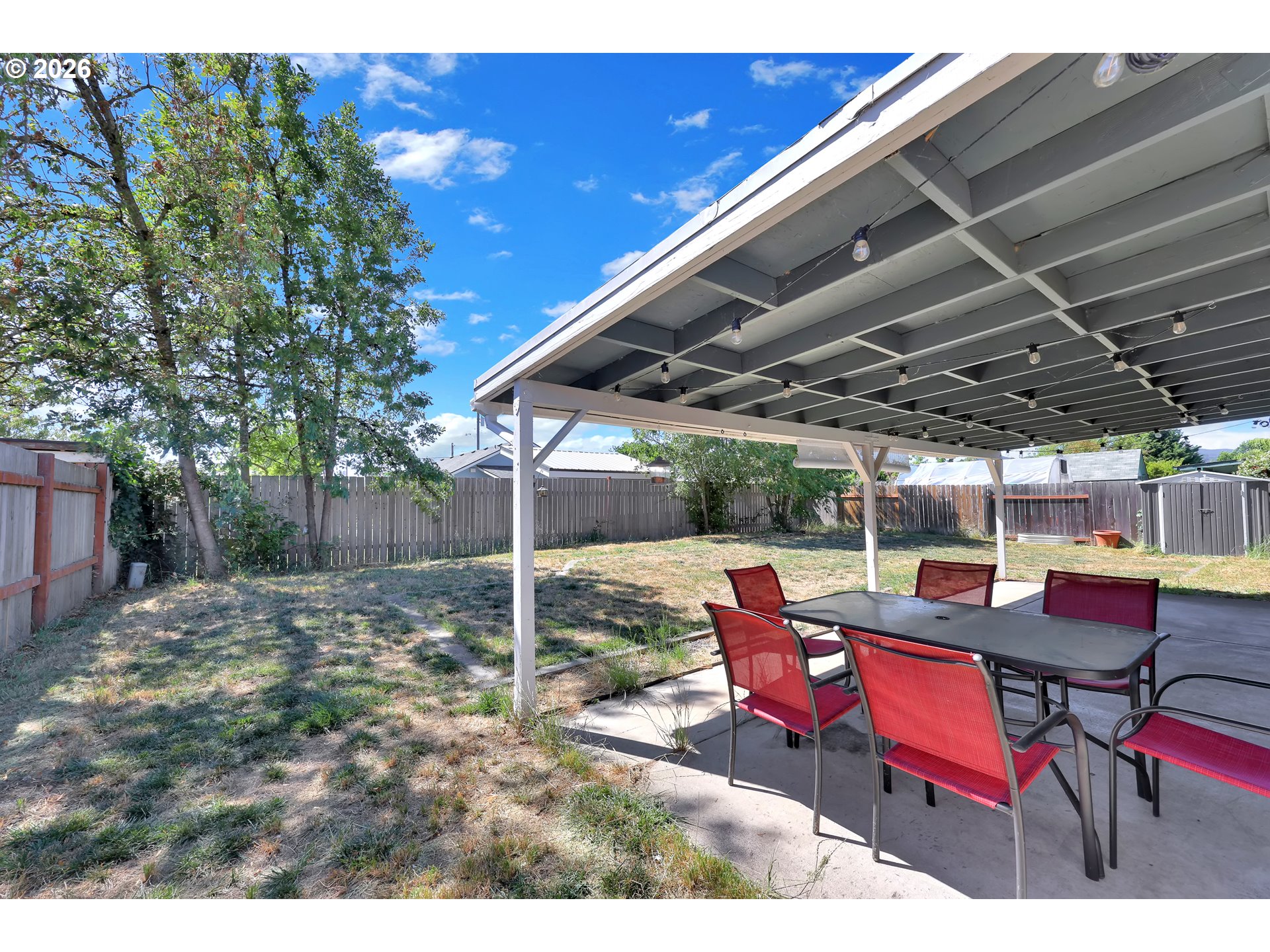 326 38th Pl Property Photo 34
