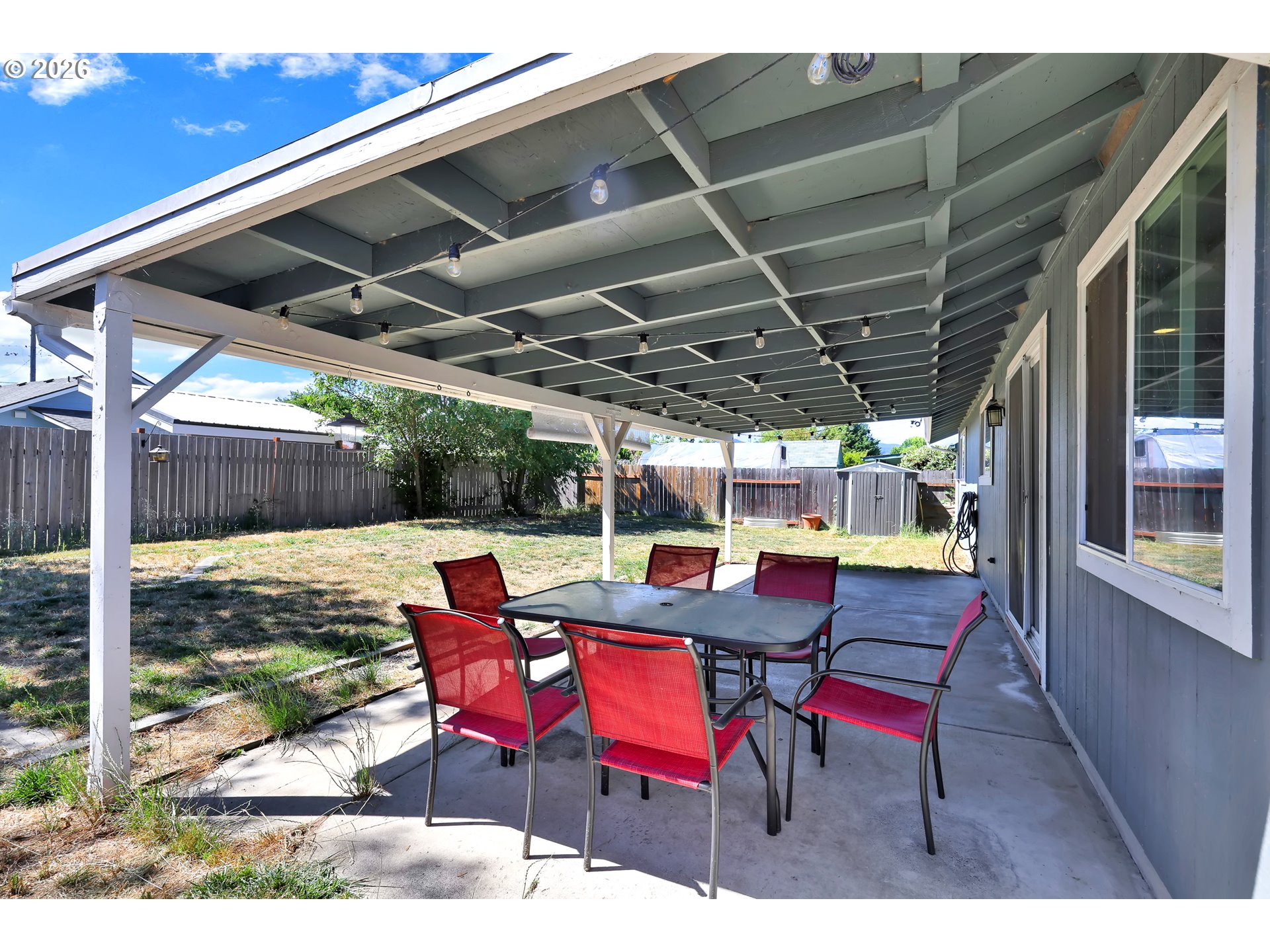 326 38th Pl Property Photo 35