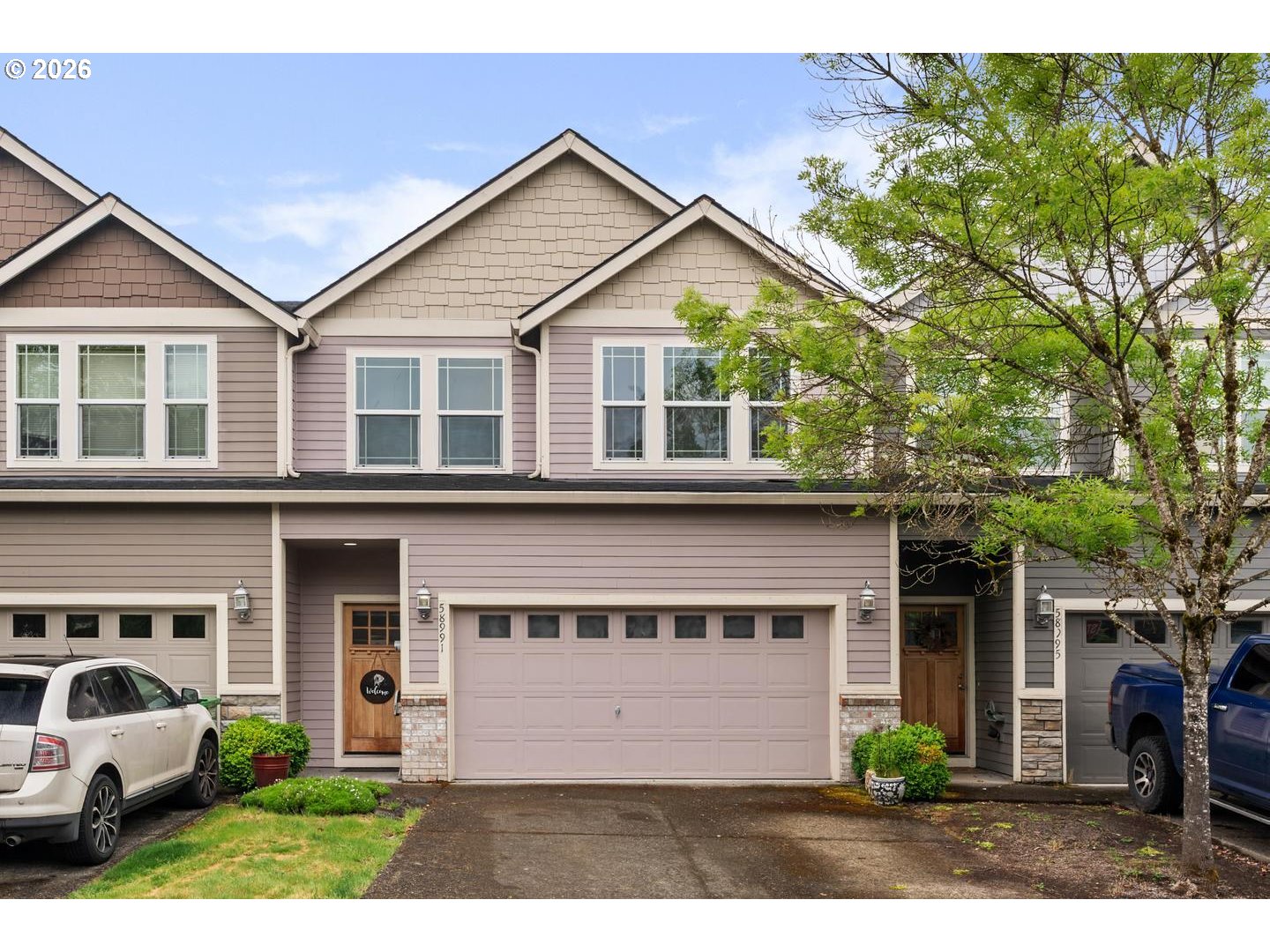 58991 GREENBRIER LOOP Property Photo 1