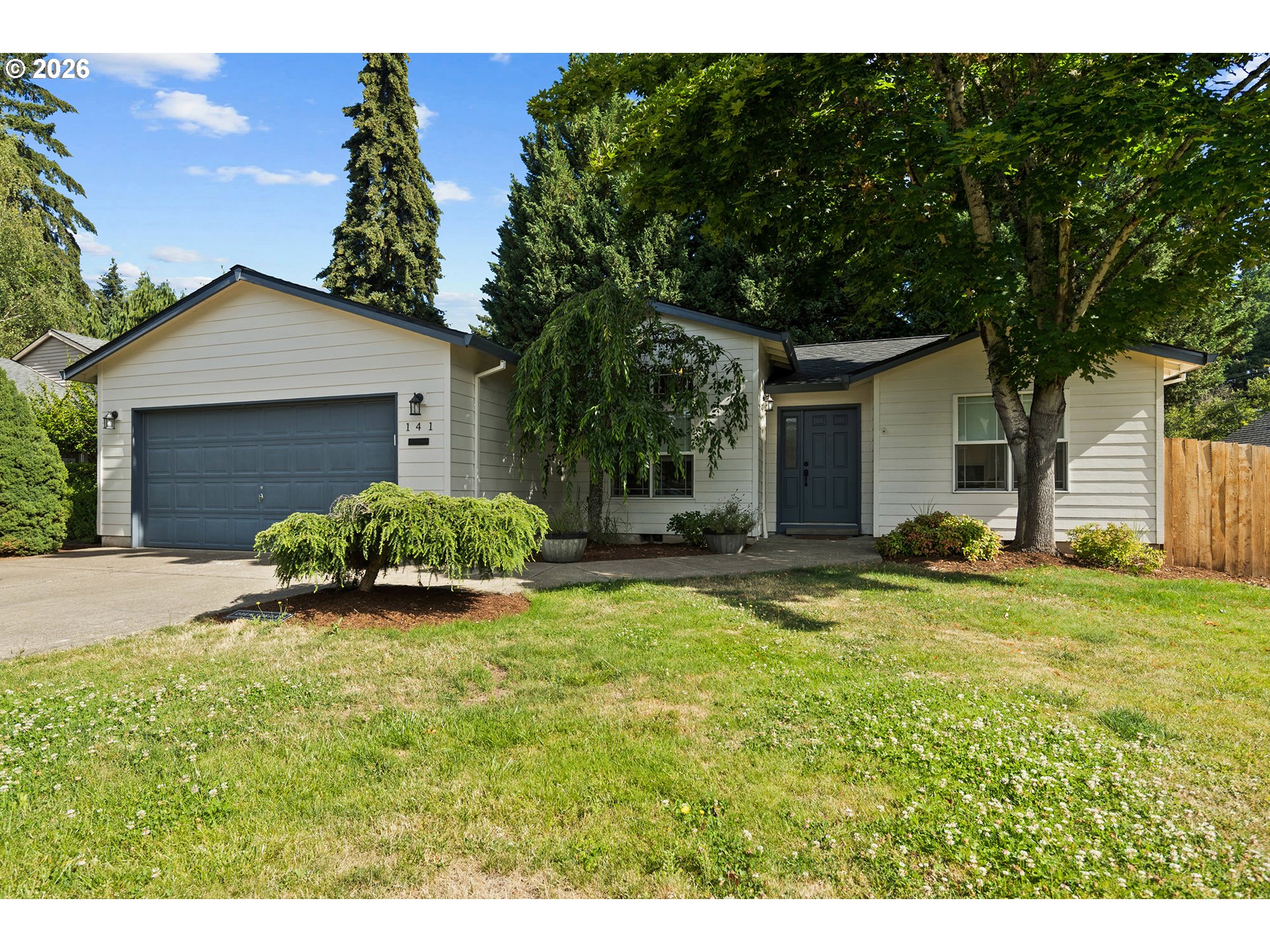 141 Nw Cody Ct Property Photo 1