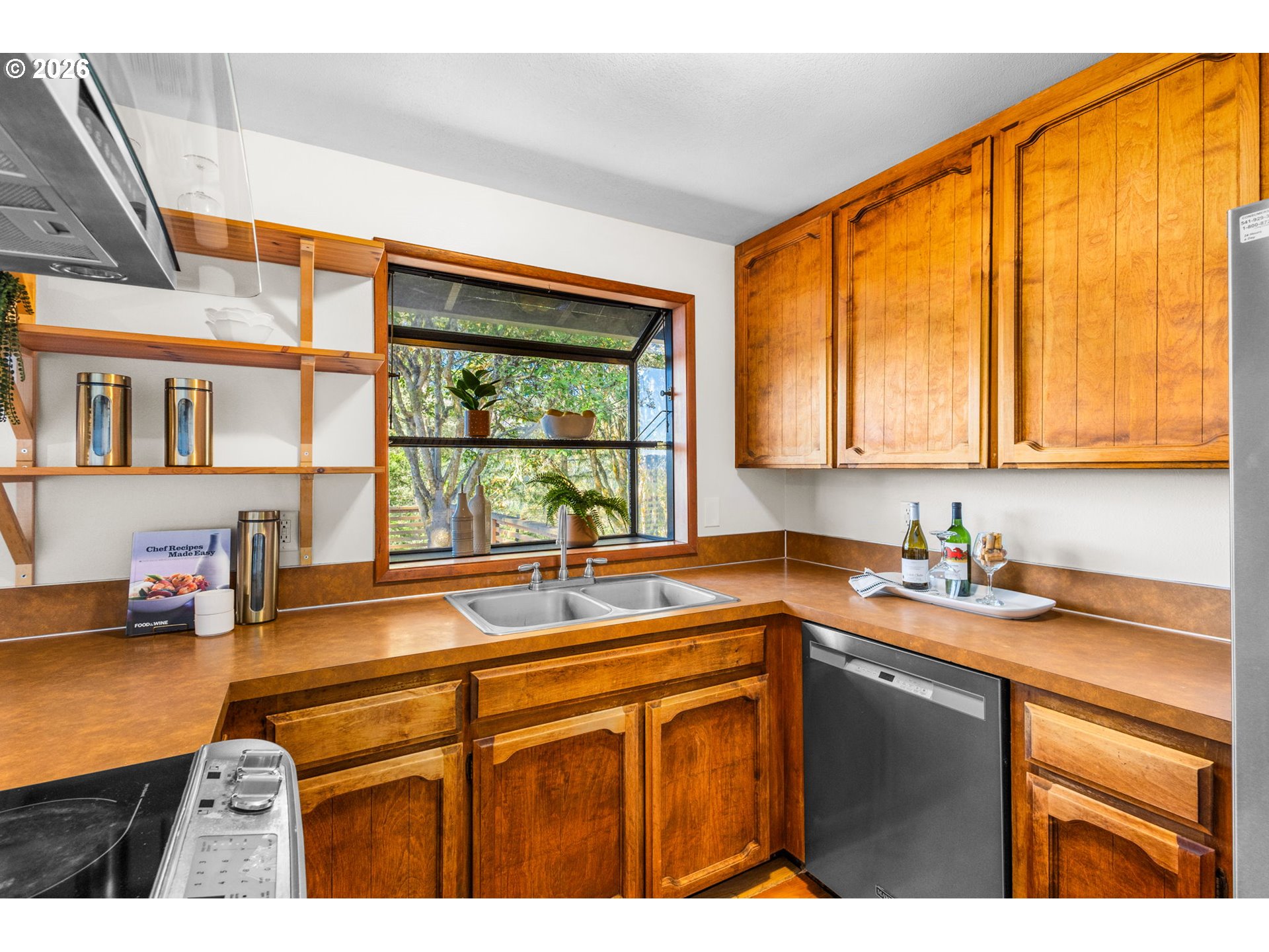 24745 Hidden Valley Rd Property Photo 16