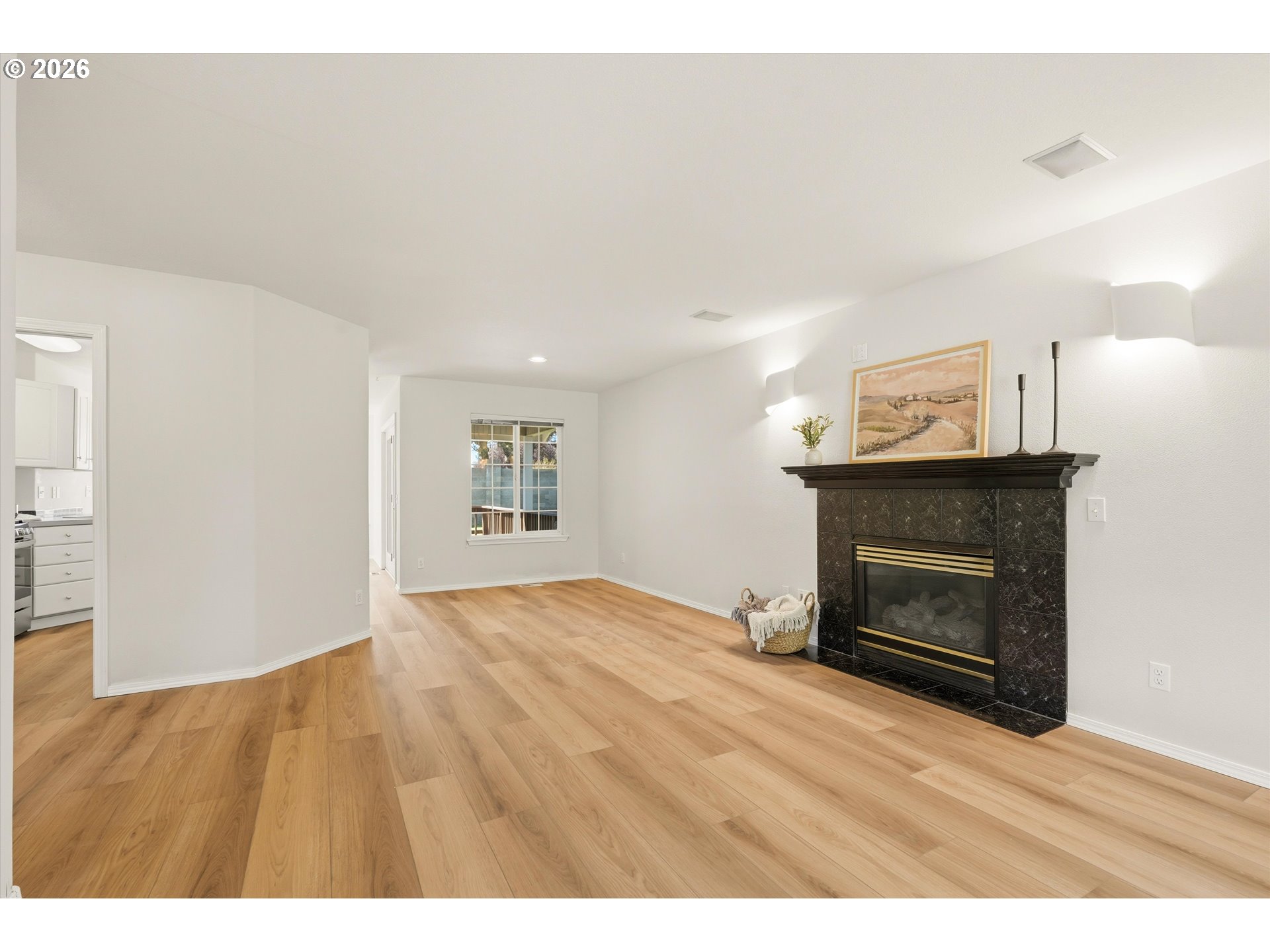 3389 Ne Stonebrook Loop Property Photo 7