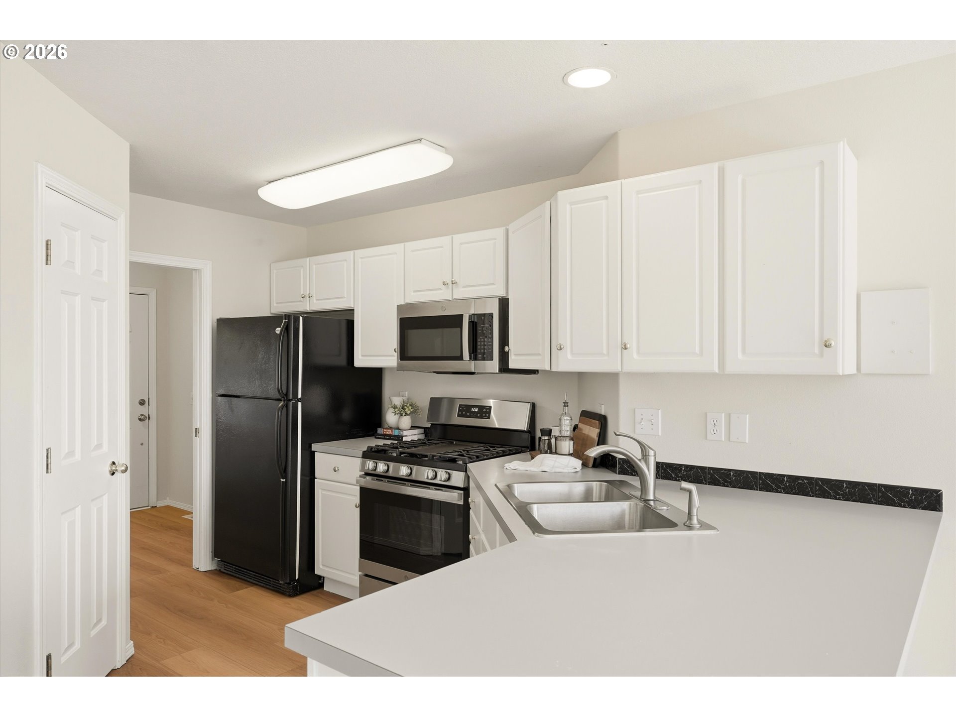 3389 Ne Stonebrook Loop Property Photo 11