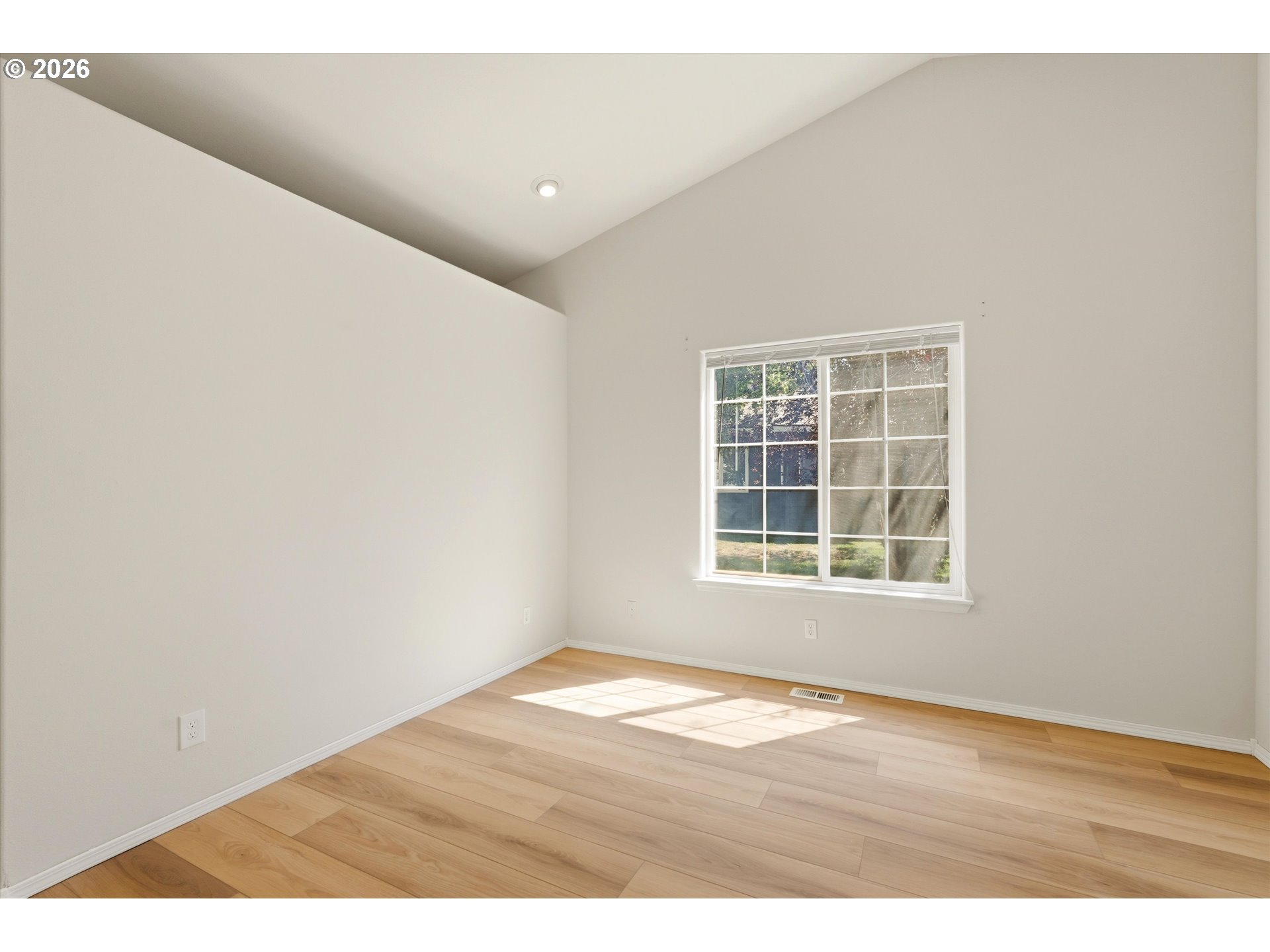 3389 Ne Stonebrook Loop Property Photo 21
