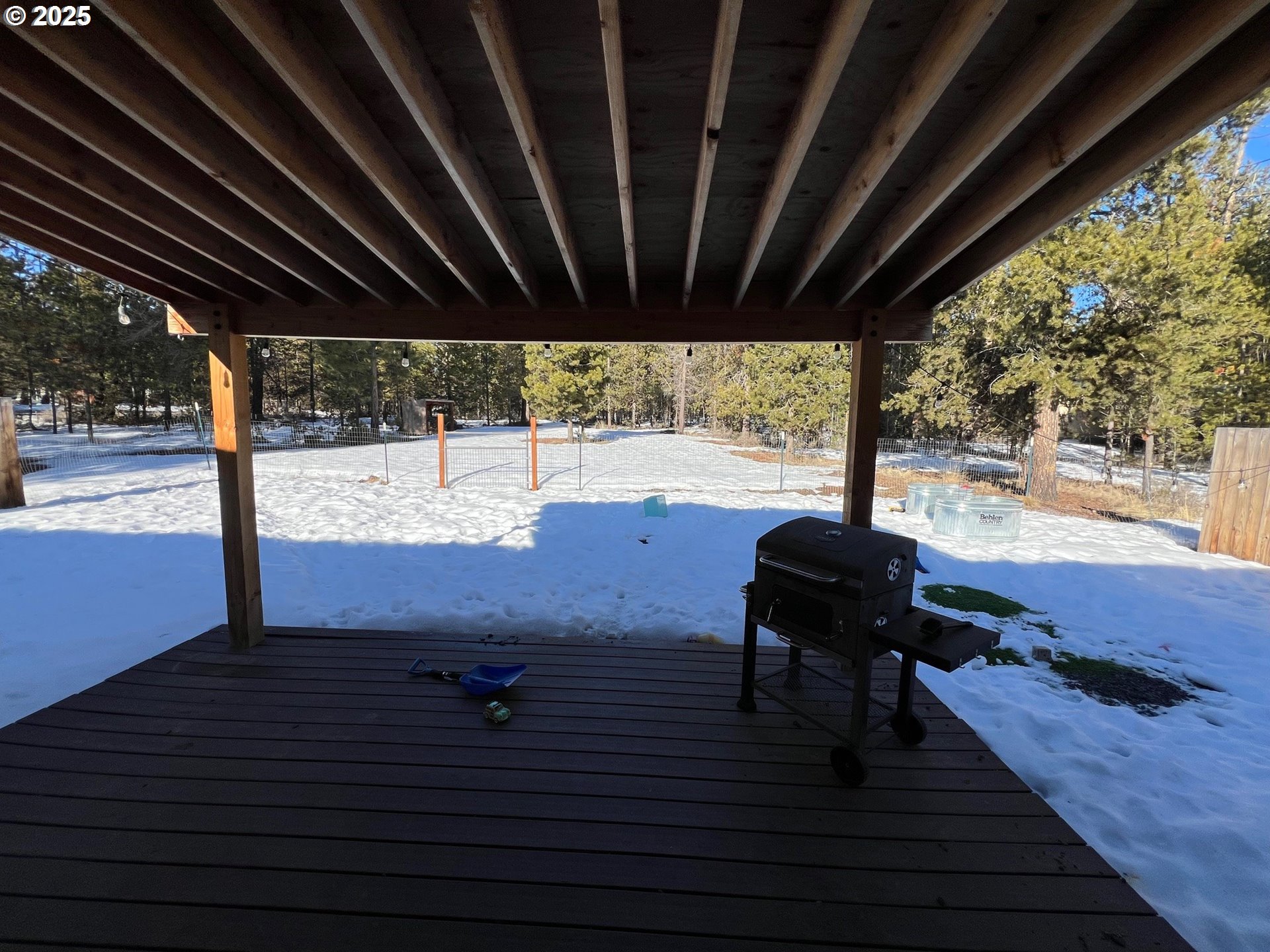16042 Sparks Dr Property Photo 4