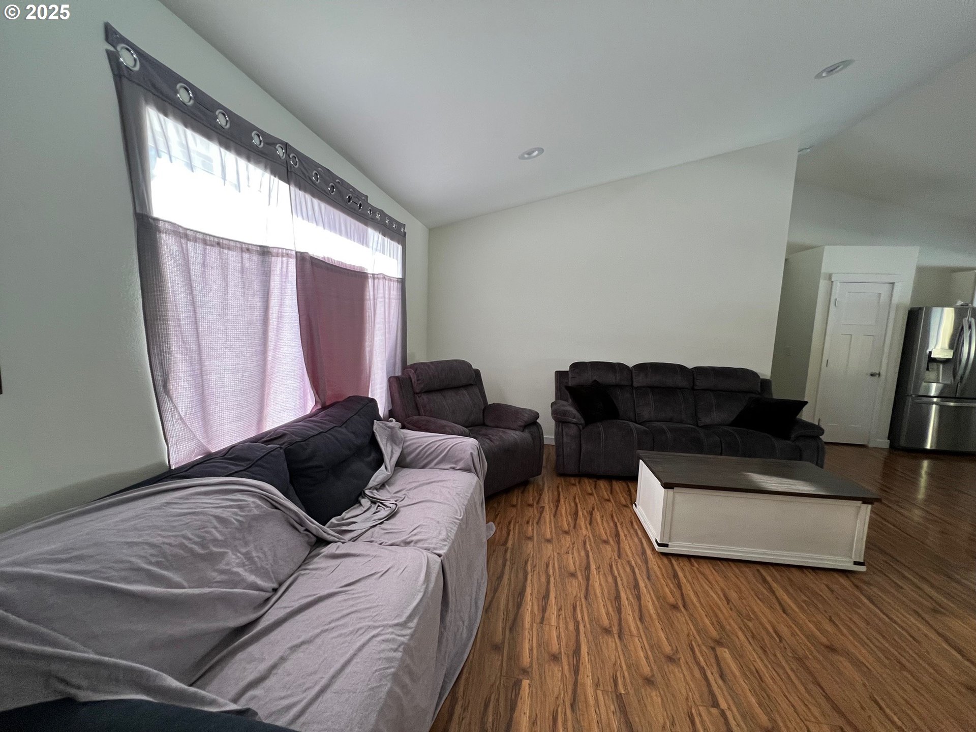 16042 Sparks Dr Property Photo 5
