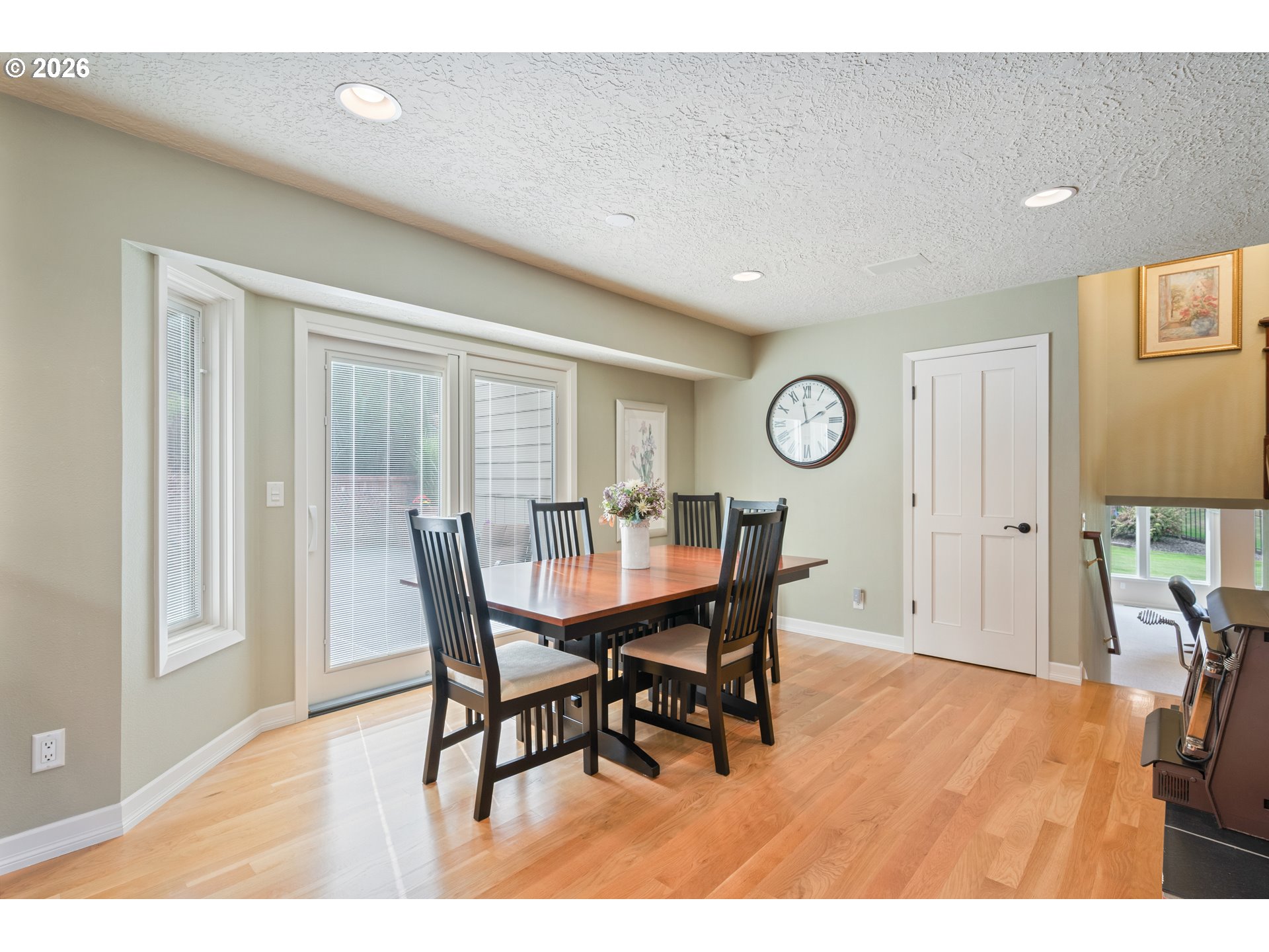 2454 Archwood Dr Property Photo 8