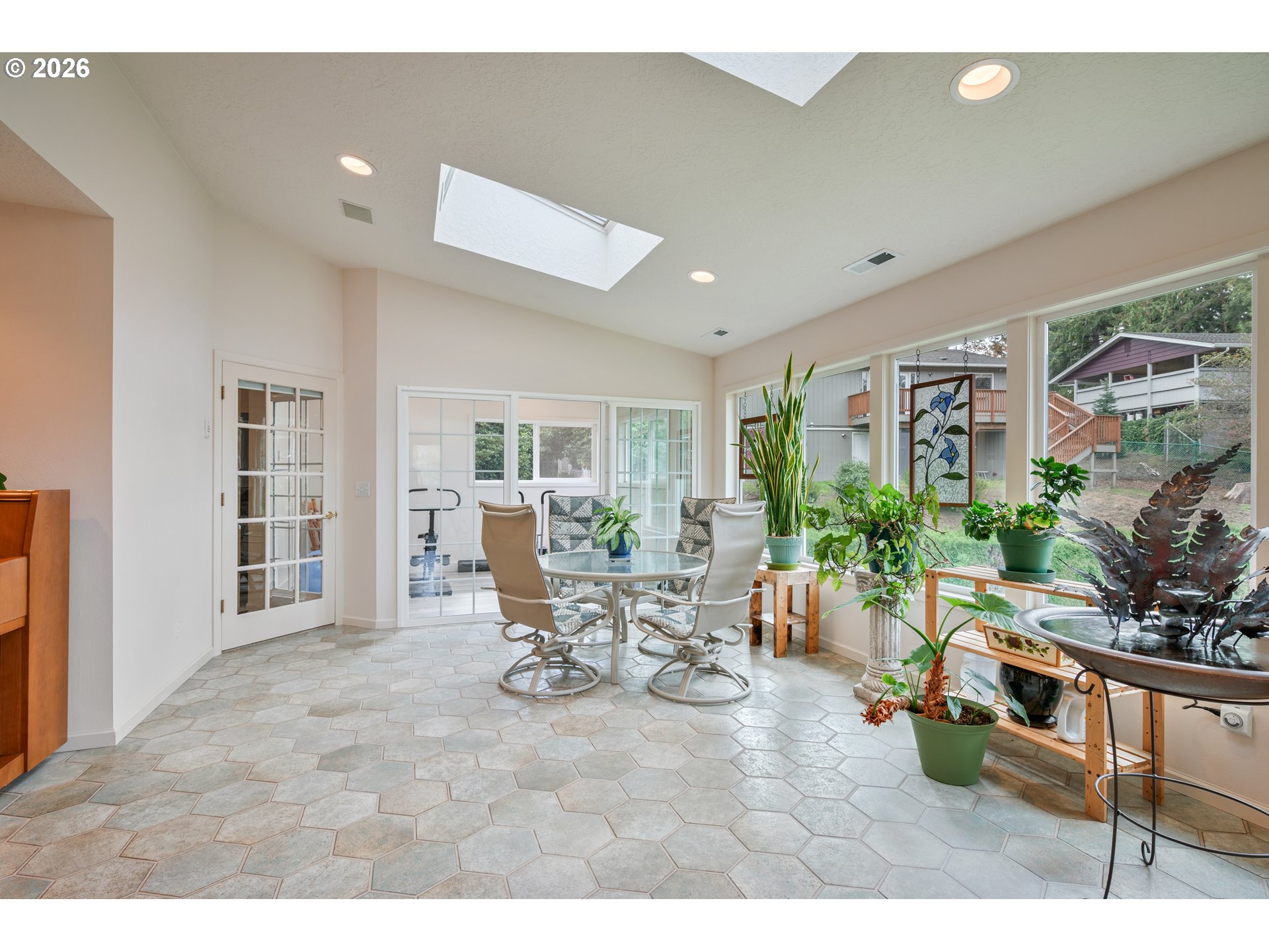 2454 Archwood Dr Property Photo 14