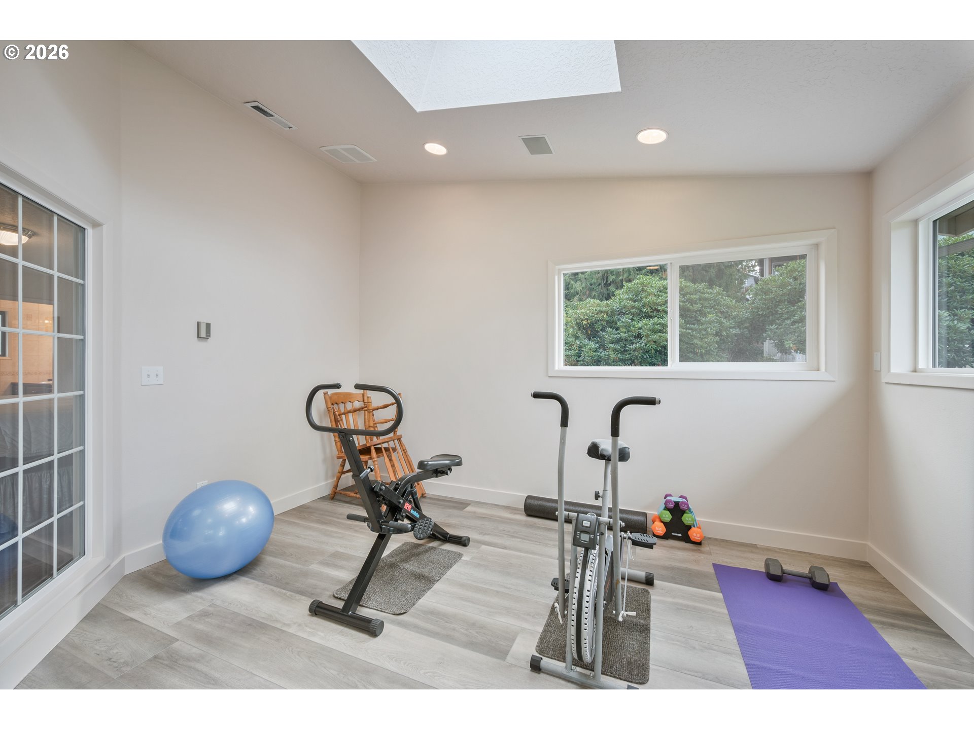 2454 Archwood Dr Property Photo 15