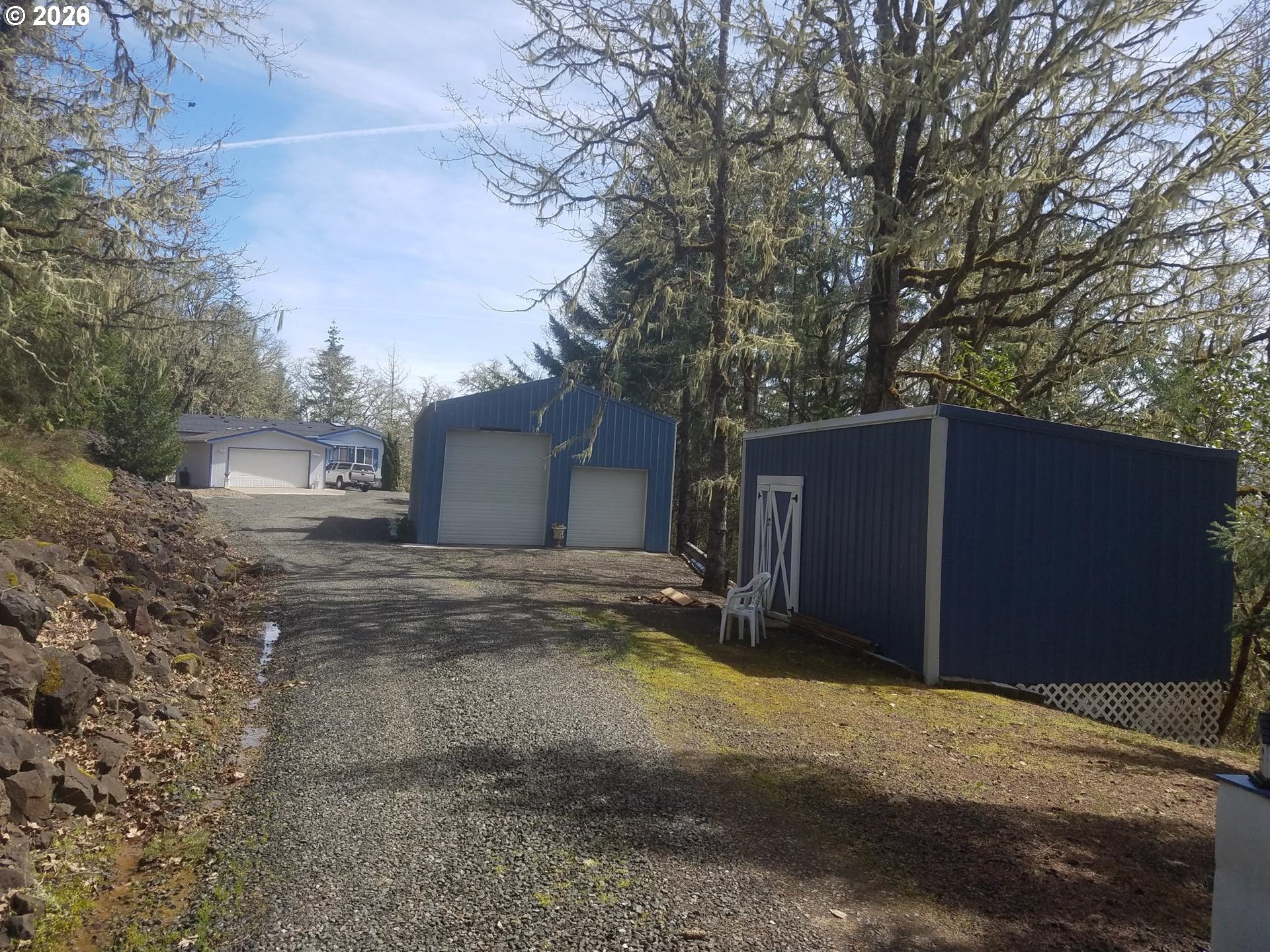 727 Hilltop Dr Property Photo 1