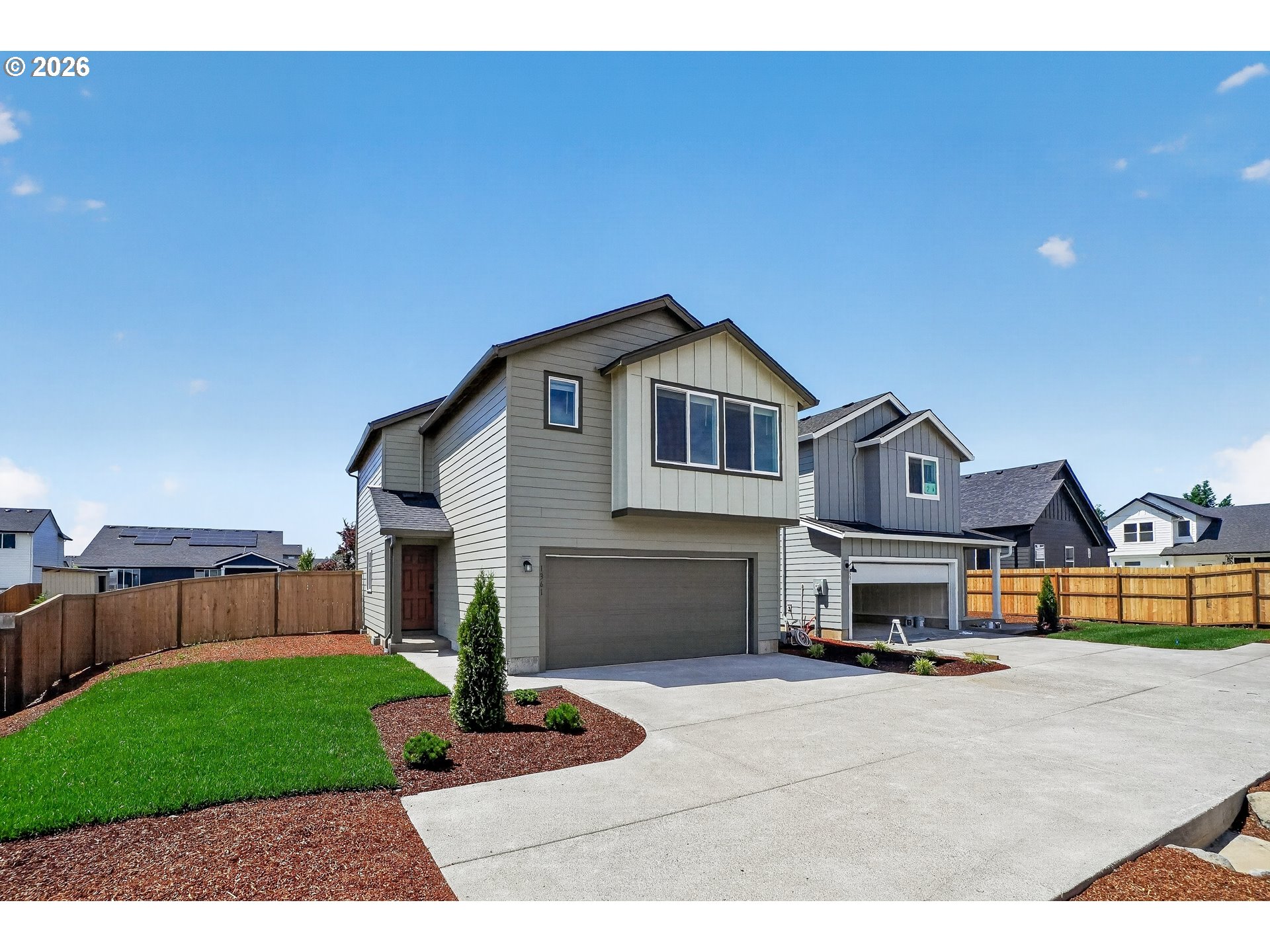 564 Upland AVE Property Photo 1