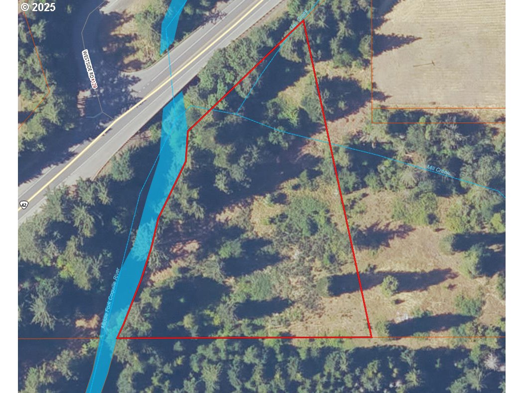 Hard Cash Ln Property Photo 6